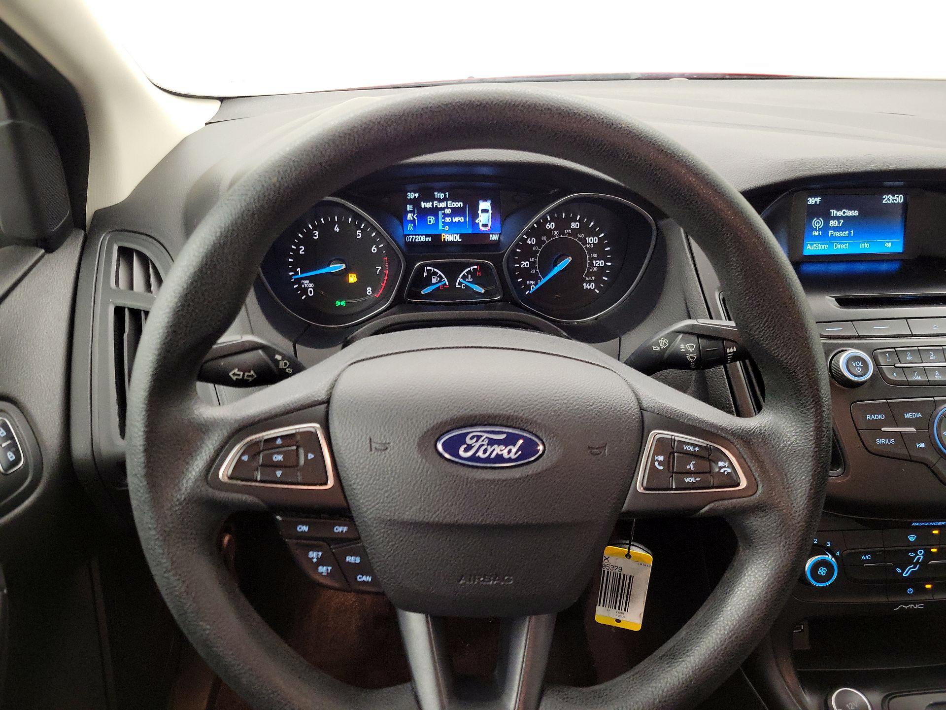 Thumbnail: 2017 Ford Focus - 10