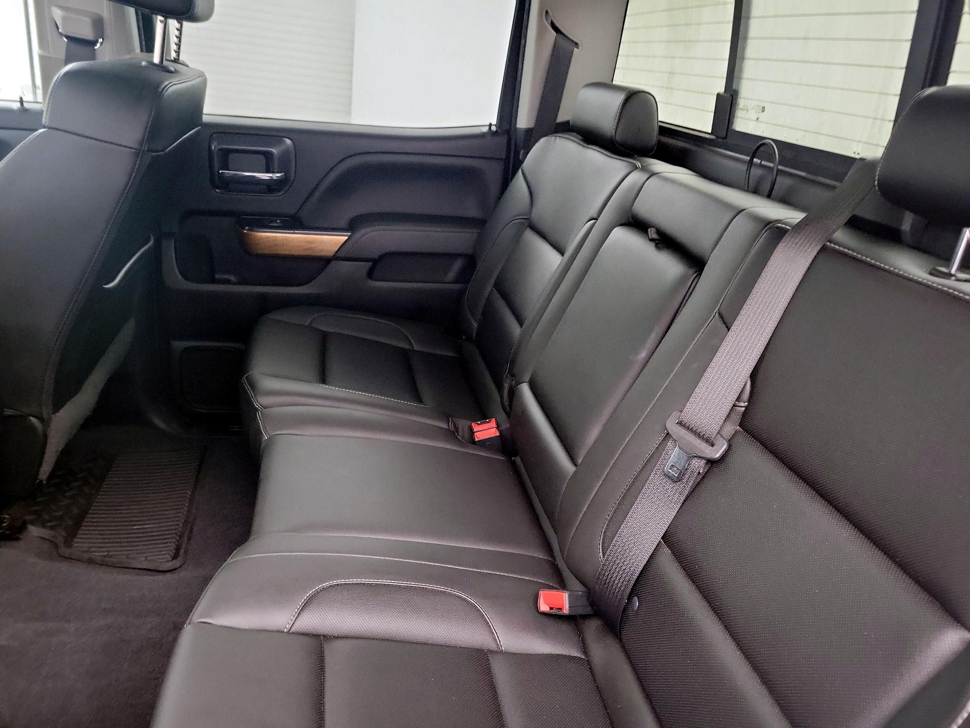 Thumbnail: 2019 Chevrolet Silverado 3500 - 18