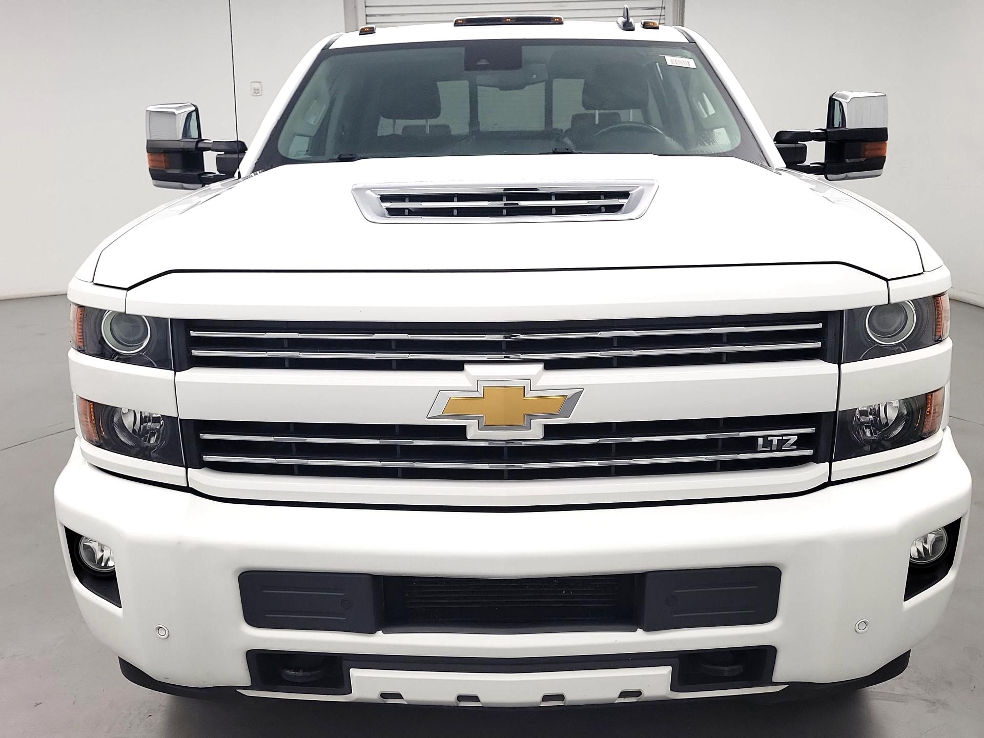Thumbnail: 2019 Chevrolet Silverado 3500 - 2