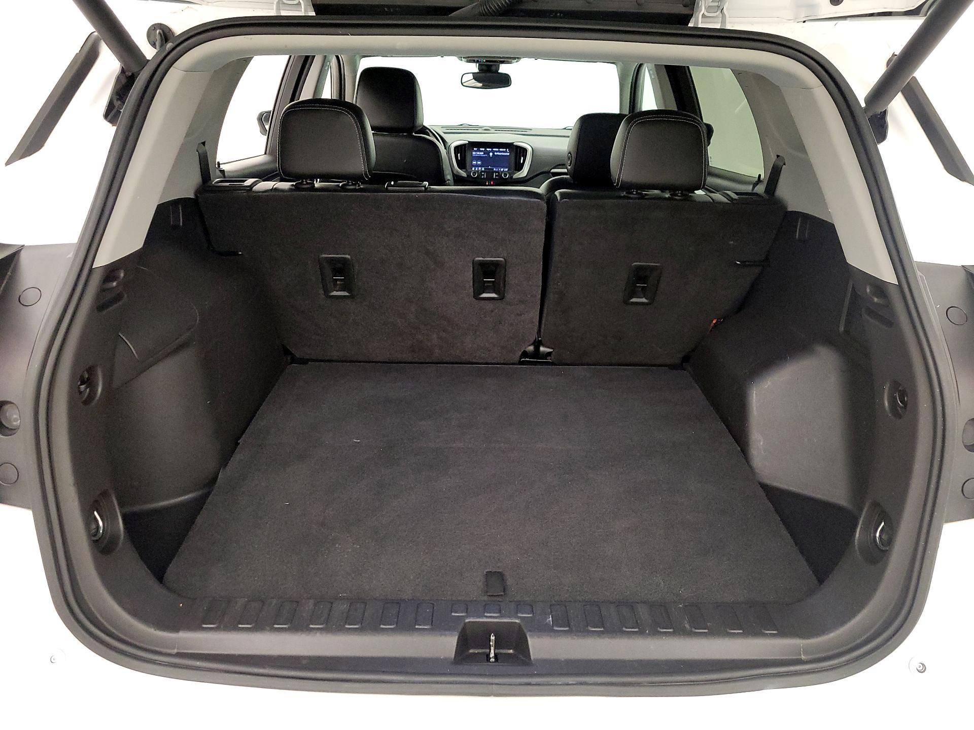 Thumbnail: 2022 GMC Terrain - 20