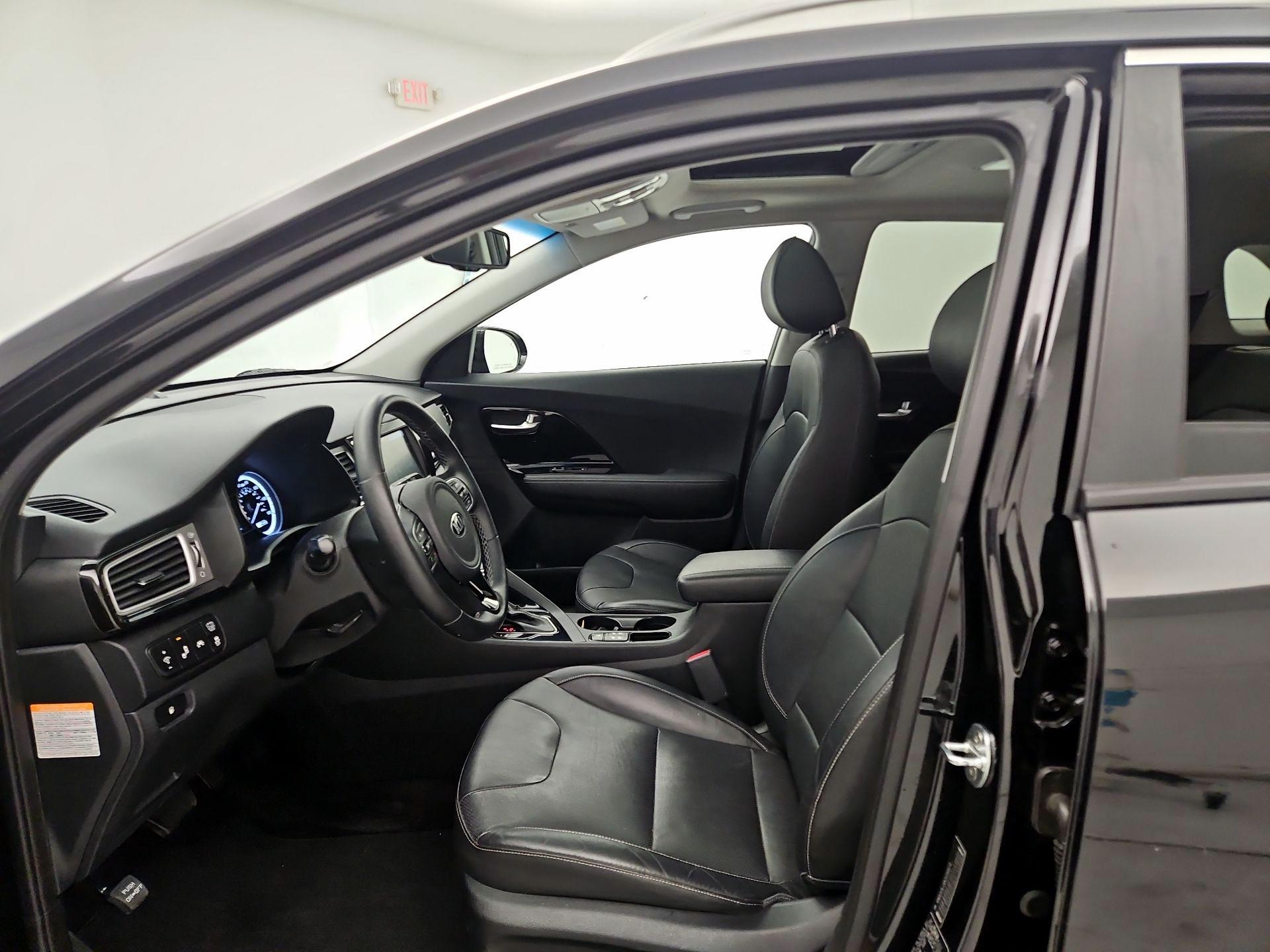 Thumbnail: 2019 Kia Niro - 11