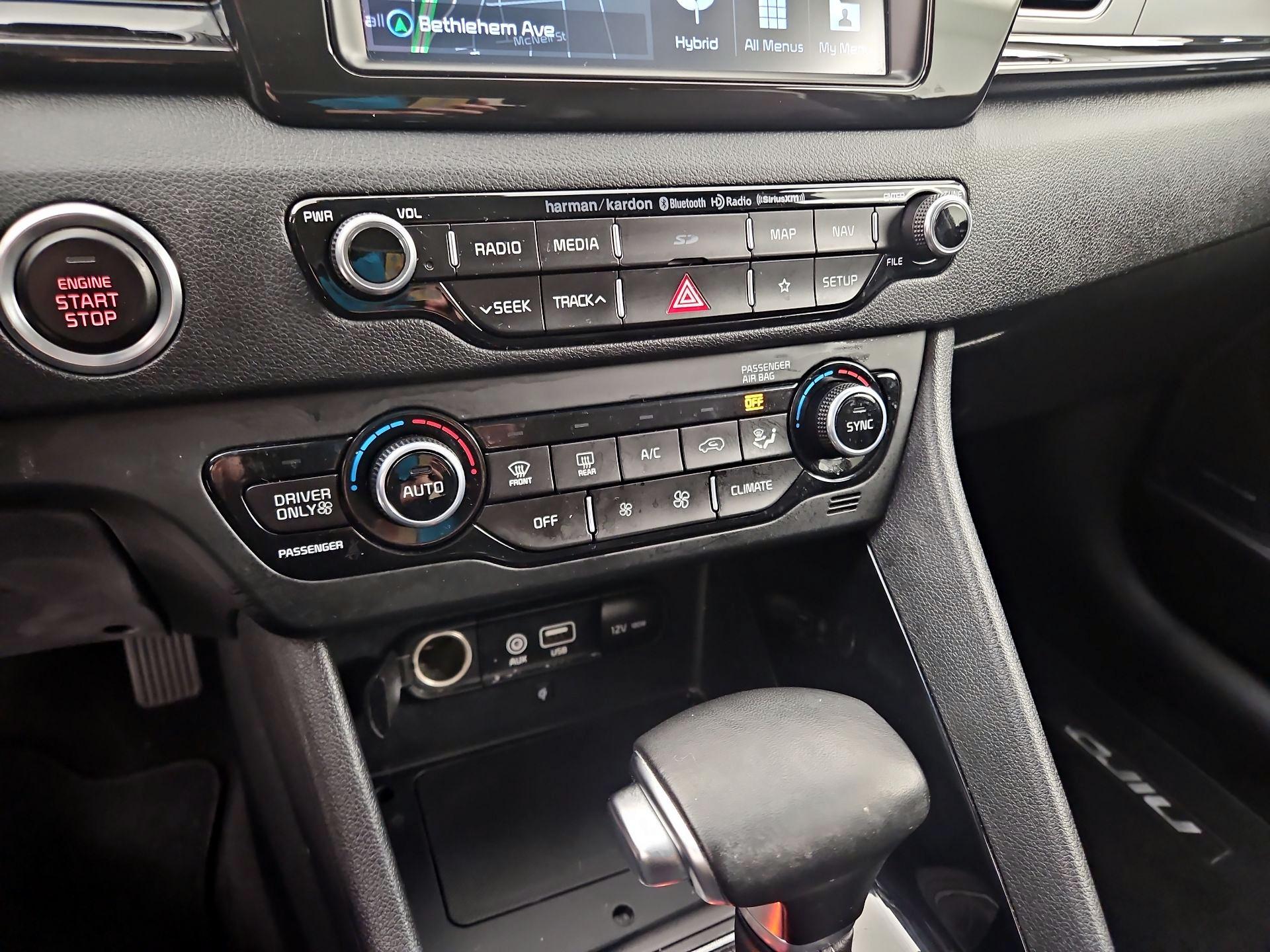 Thumbnail: 2019 Kia Niro - 17