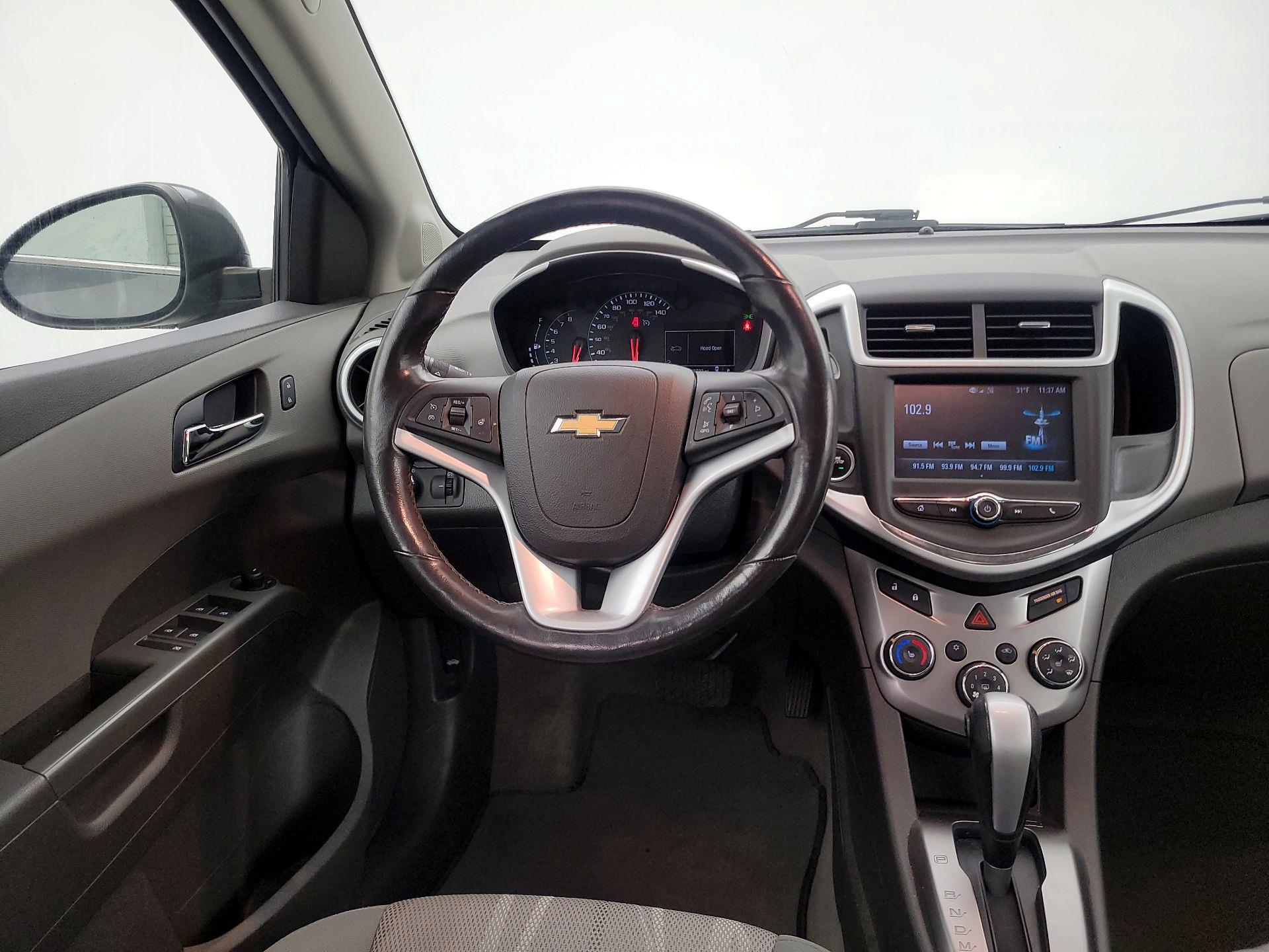 Thumbnail: 2017 Chevrolet Sonic - 10