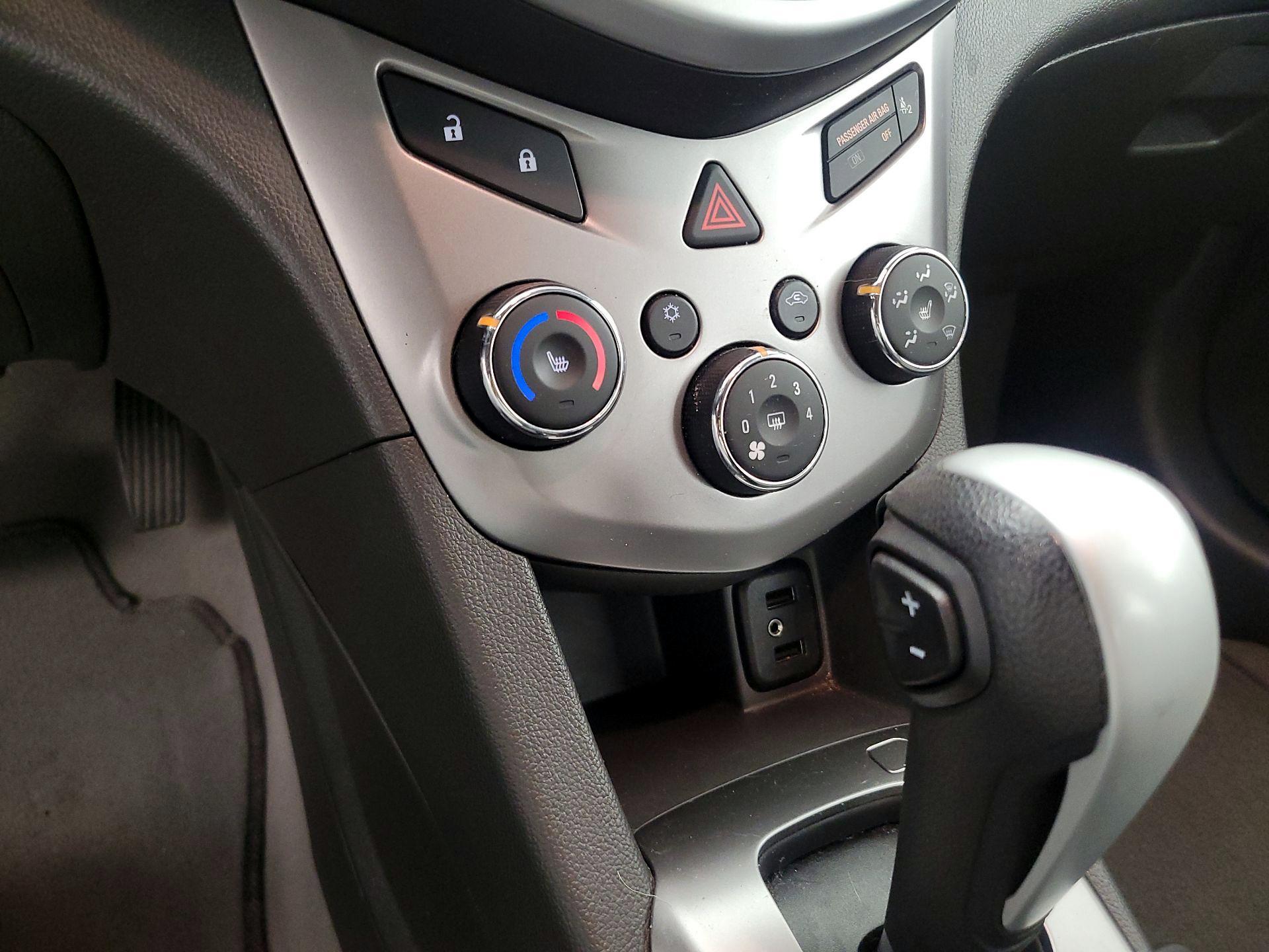 Thumbnail: 2017 Chevrolet Sonic - 16