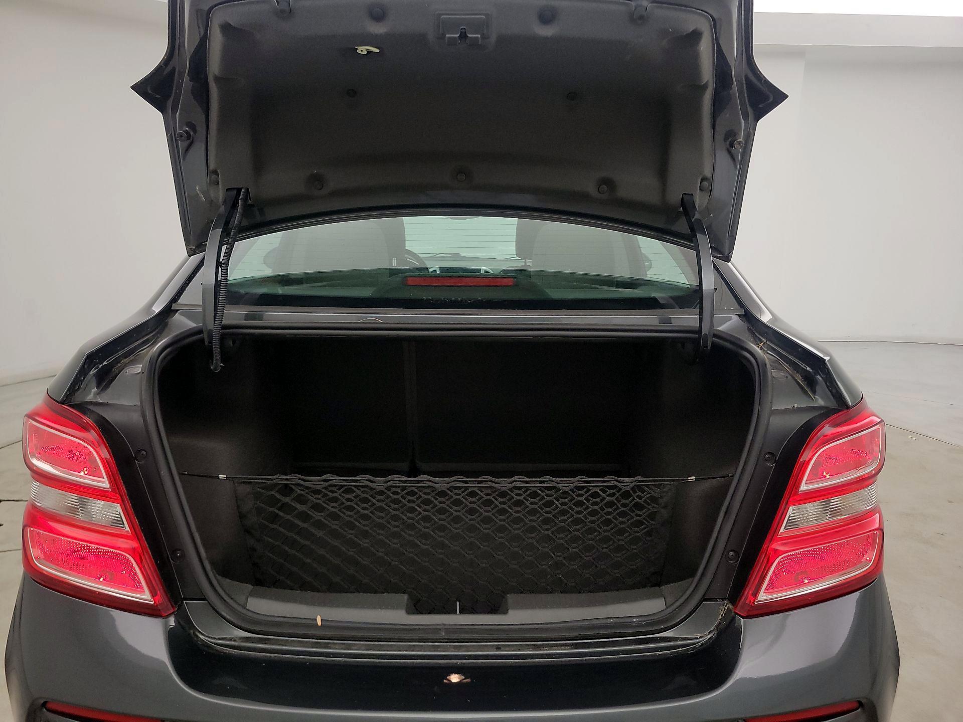 Thumbnail: 2017 Chevrolet Sonic - 20