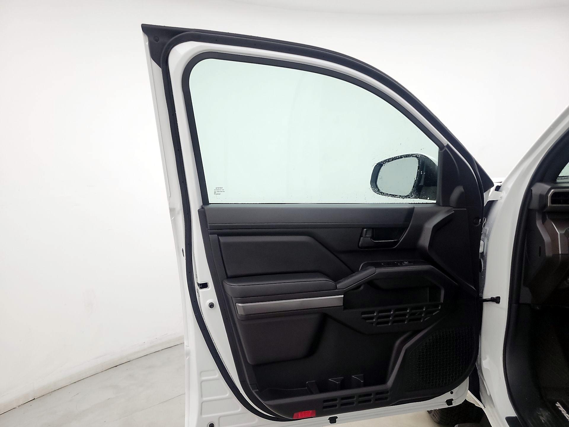 Thumbnail: 2025 Toyota Tacoma - 12