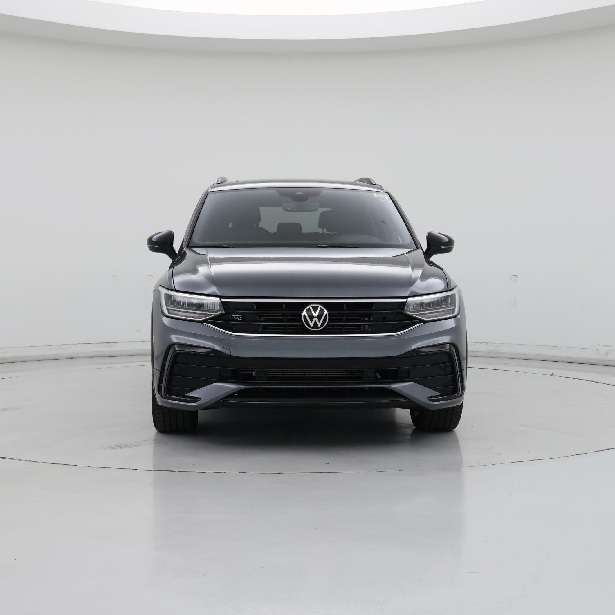 Thumbnail: 2023 Volkswagen Tiguan - 5