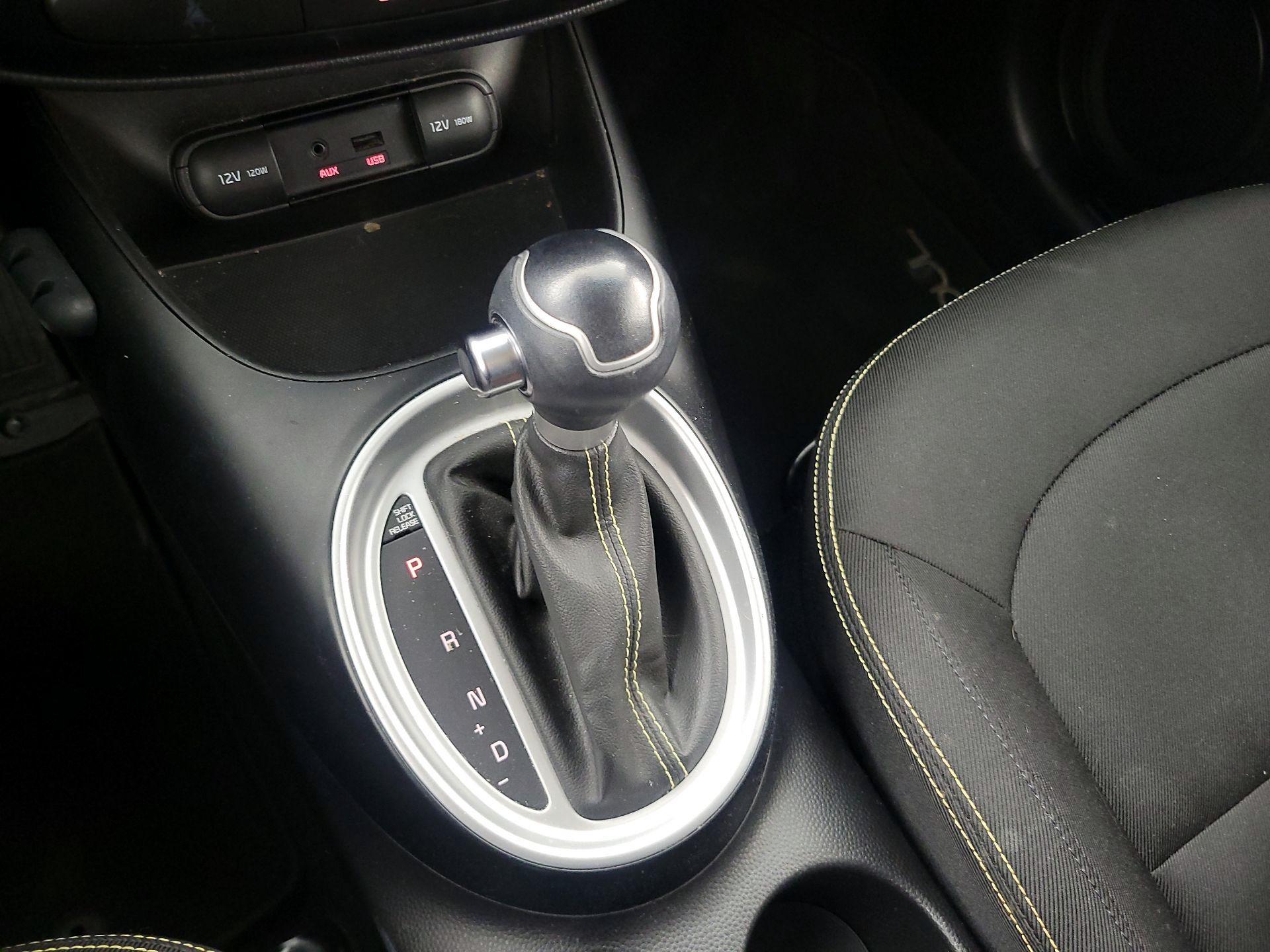 Thumbnail: 2014 Kia Soul - 16