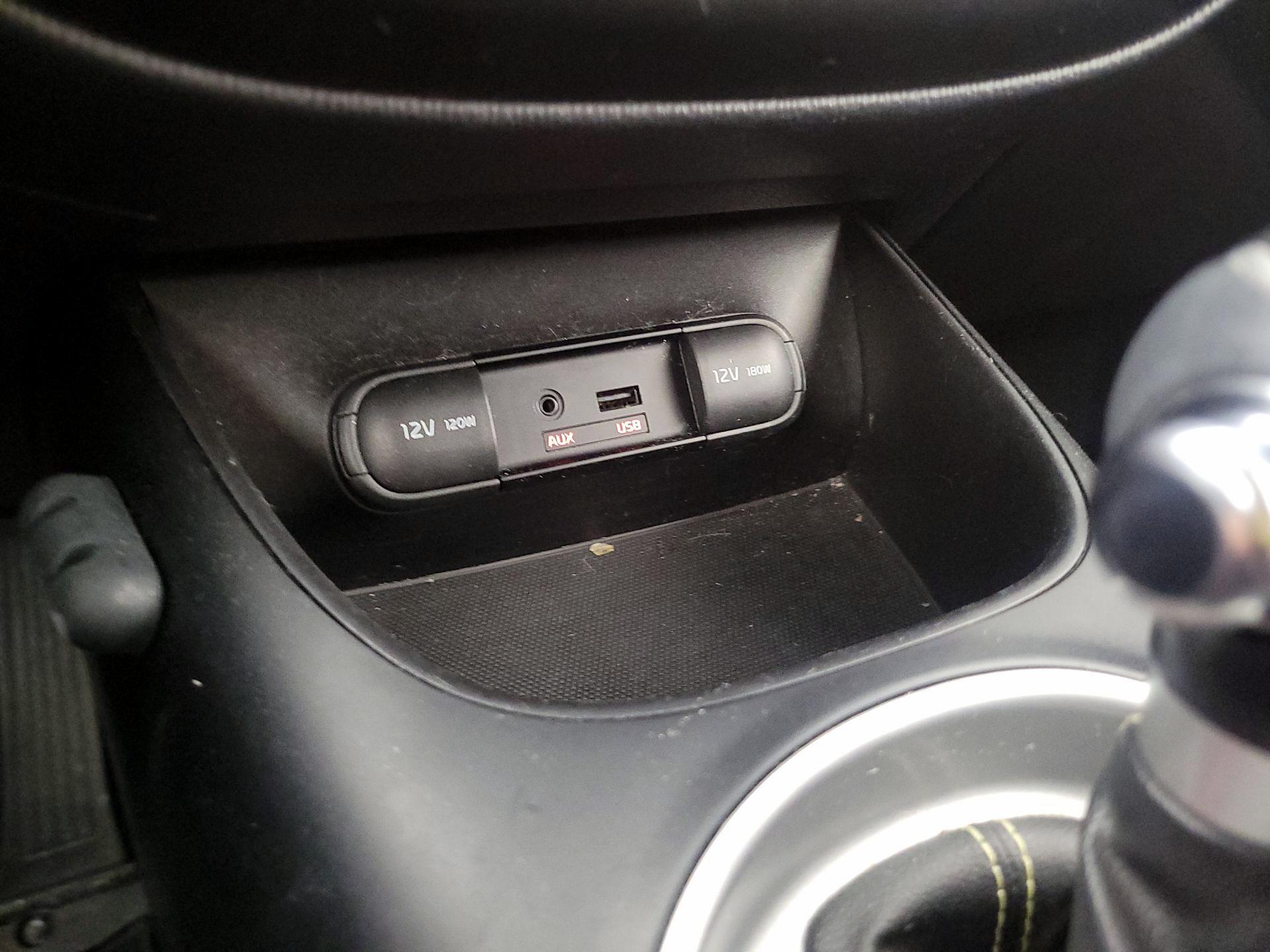 Thumbnail: 2014 Kia Soul - 17