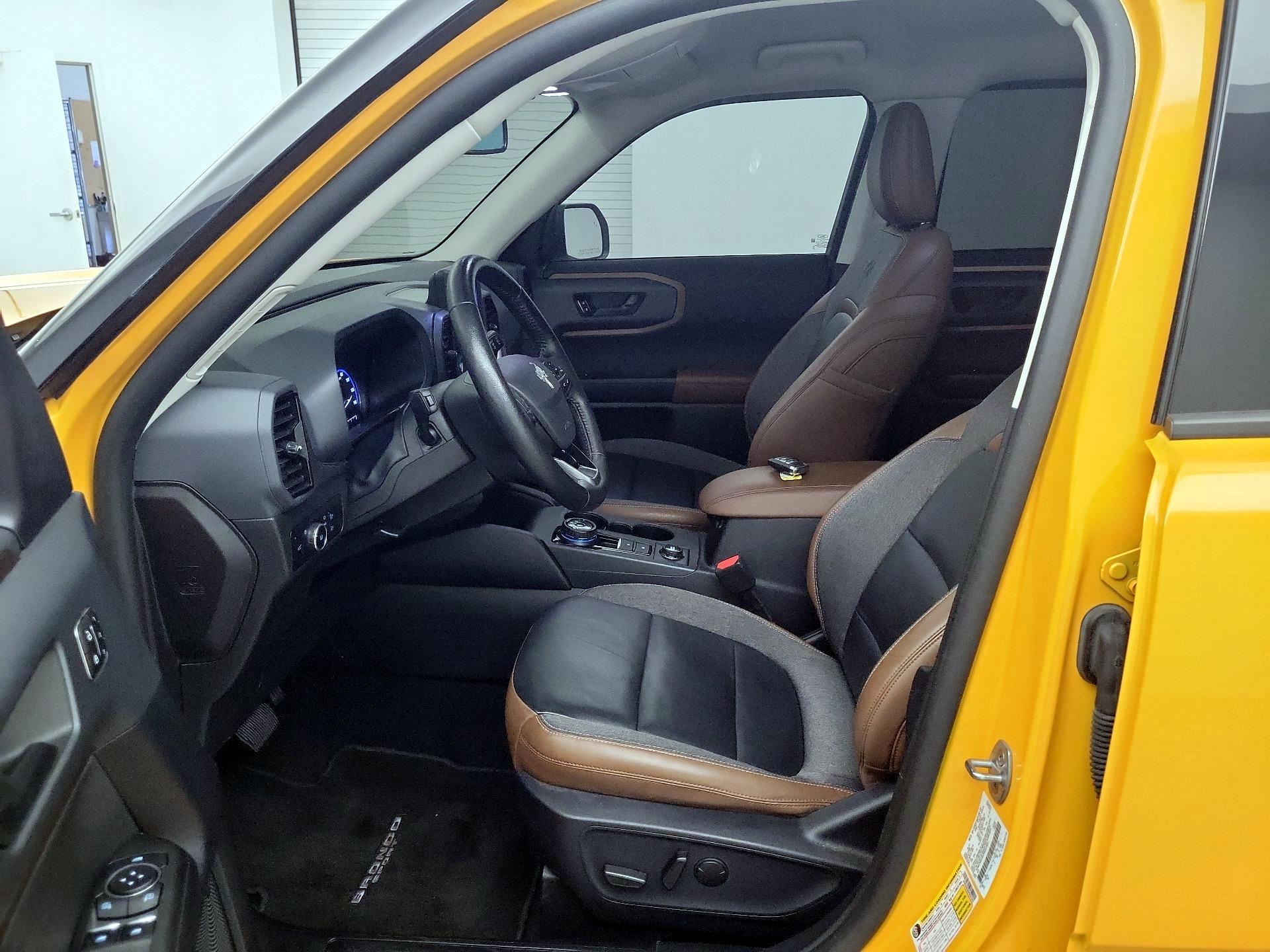 Thumbnail: 2023 Ford Bronco Sport - 9