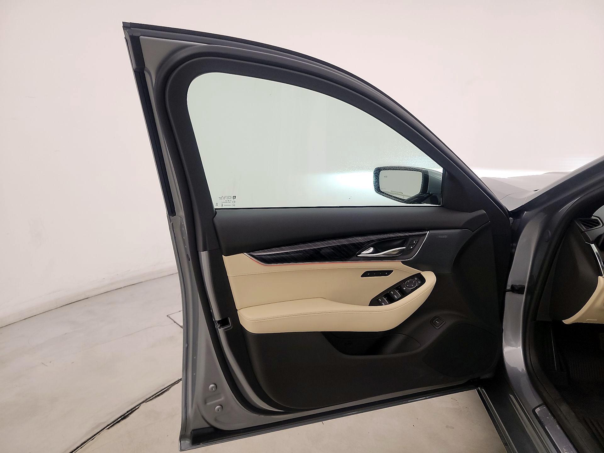 Thumbnail: 2026 Cadillac CT5 - 12