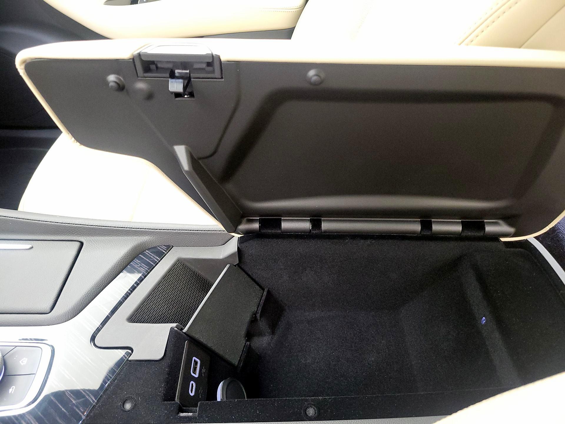 Thumbnail: 2026 Cadillac CT5 - 19