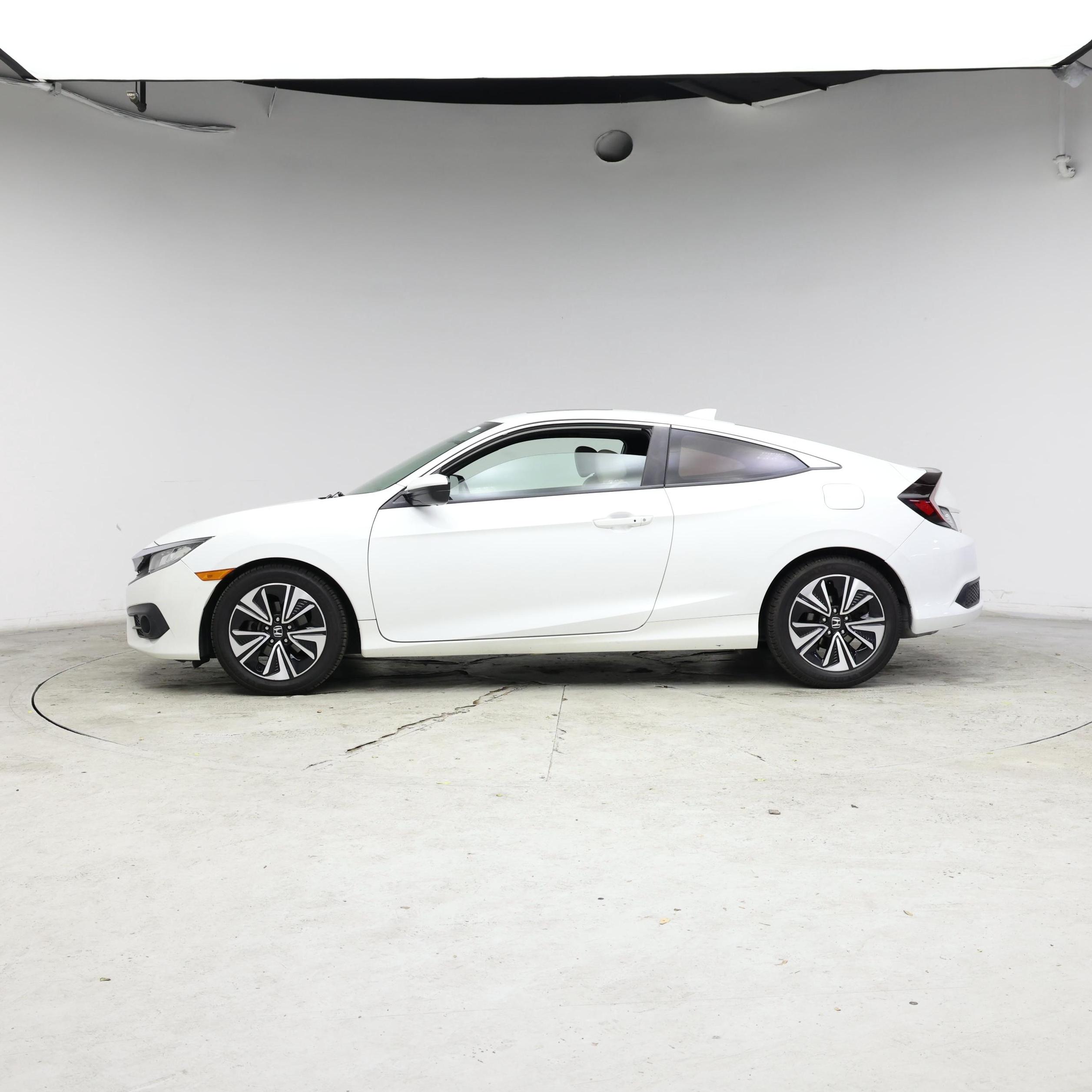 Thumbnail: 2018 Honda Civic - 3