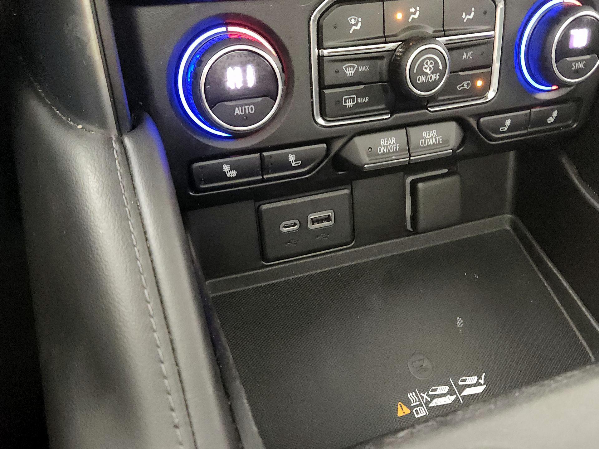 Thumbnail: 2021 Chevrolet Tahoe - 16