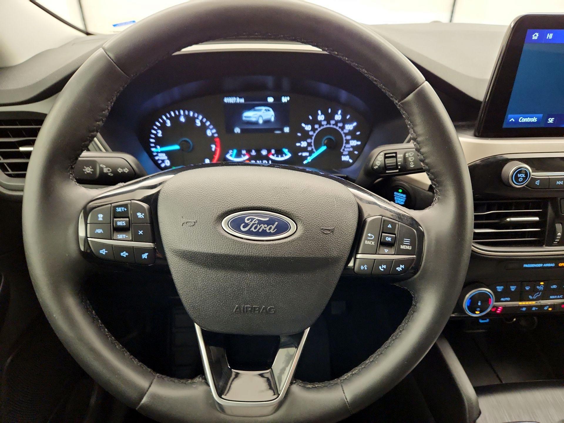 Thumbnail: 2022 Ford Escape - 10