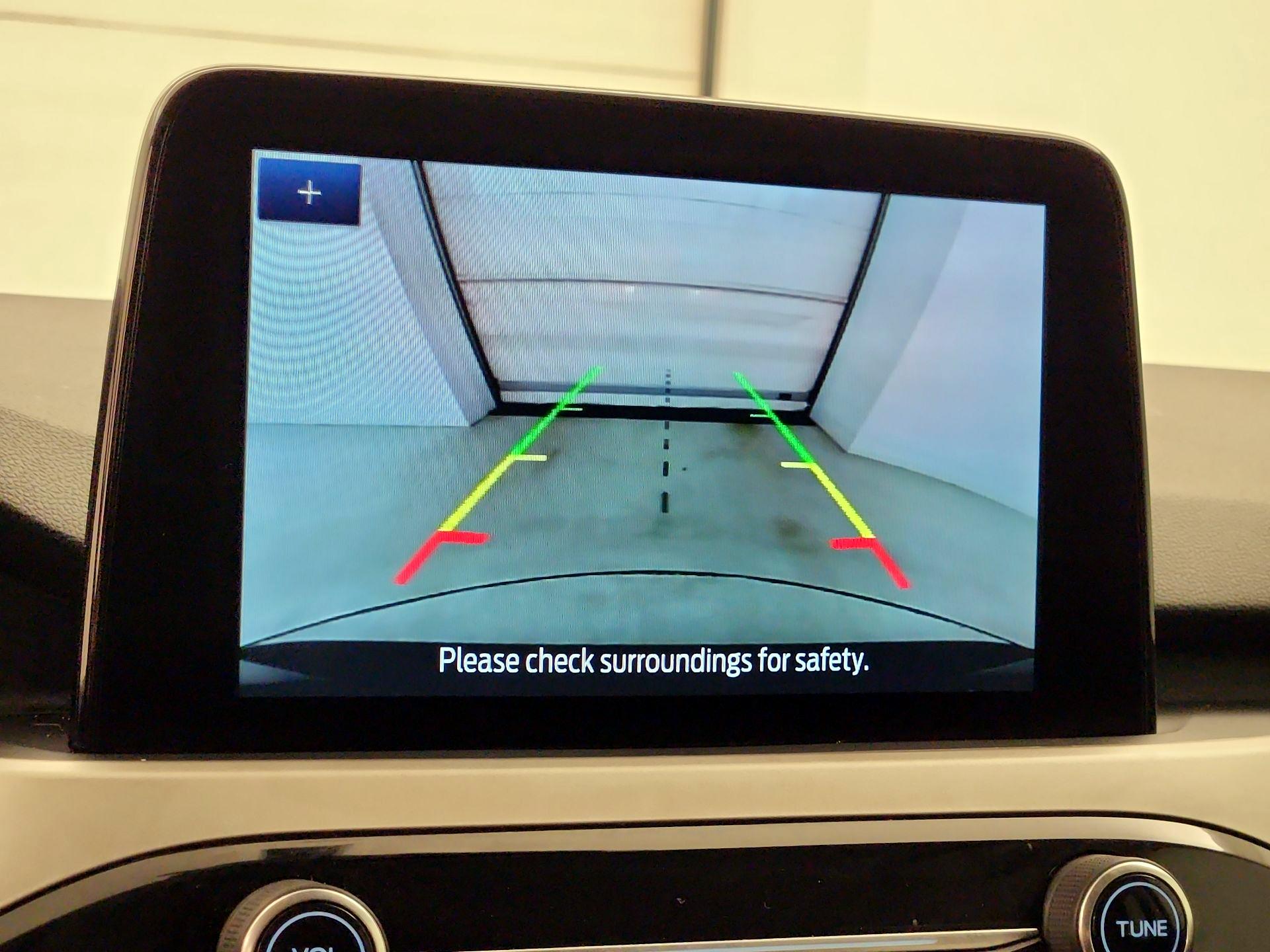 Thumbnail: 2022 Ford Escape - 15