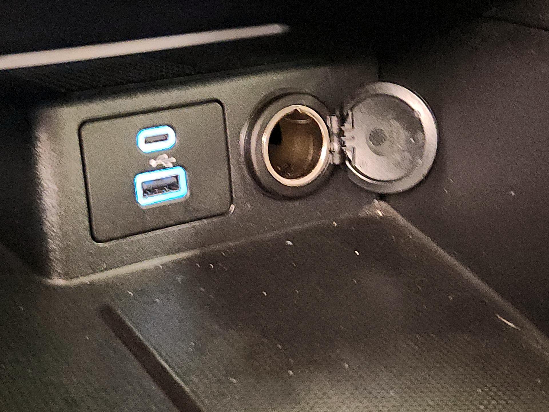 Thumbnail: 2022 Ford Escape - 19