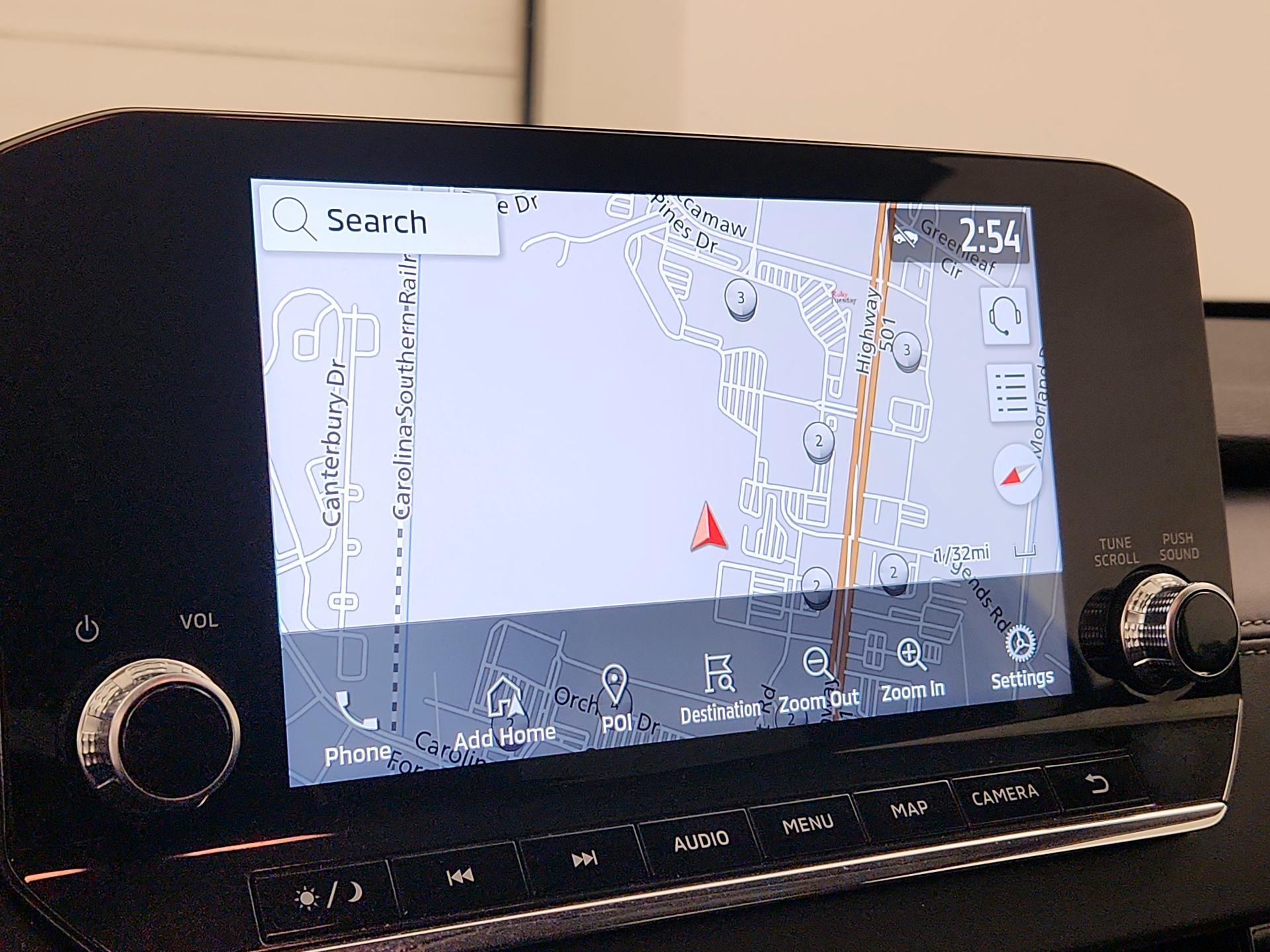 Thumbnail: 2023 Mitsubishi Outlander - 14