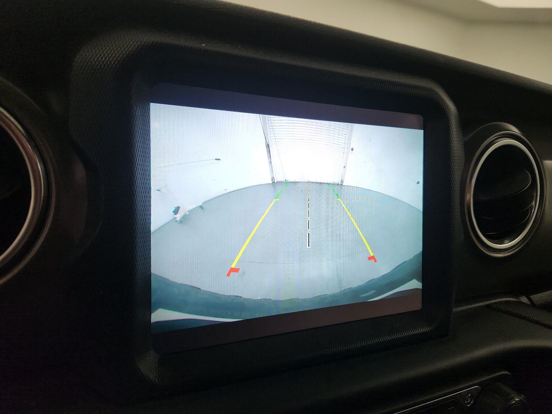 Thumbnail: 2022 Jeep Wrangler - 13