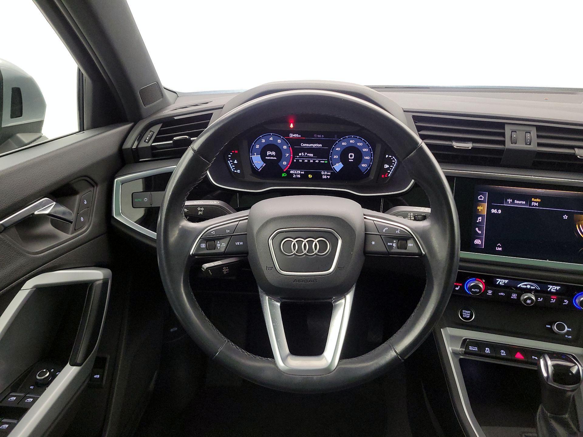 Thumbnail: 2021 Audi Q3 - 10