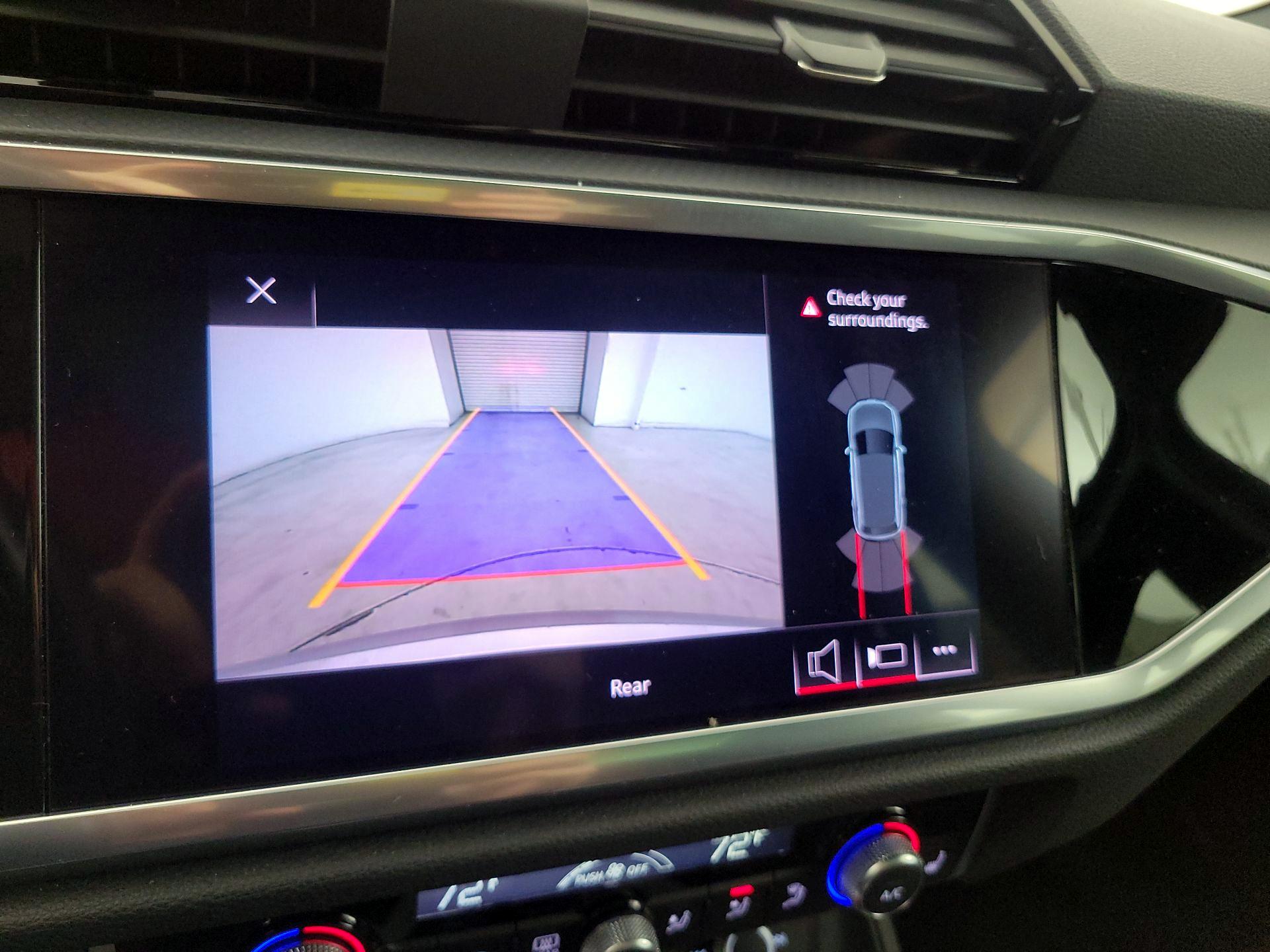 Thumbnail: 2021 Audi Q3 - 14