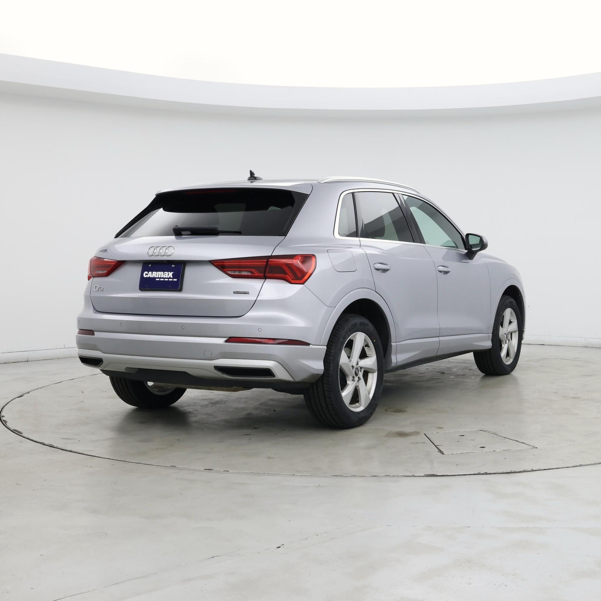 Thumbnail: 2021 Audi Q3 - 8