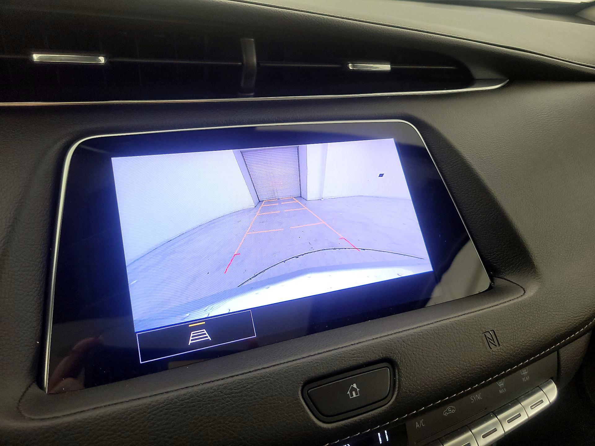 Thumbnail: 2021 Cadillac XT4 - 14