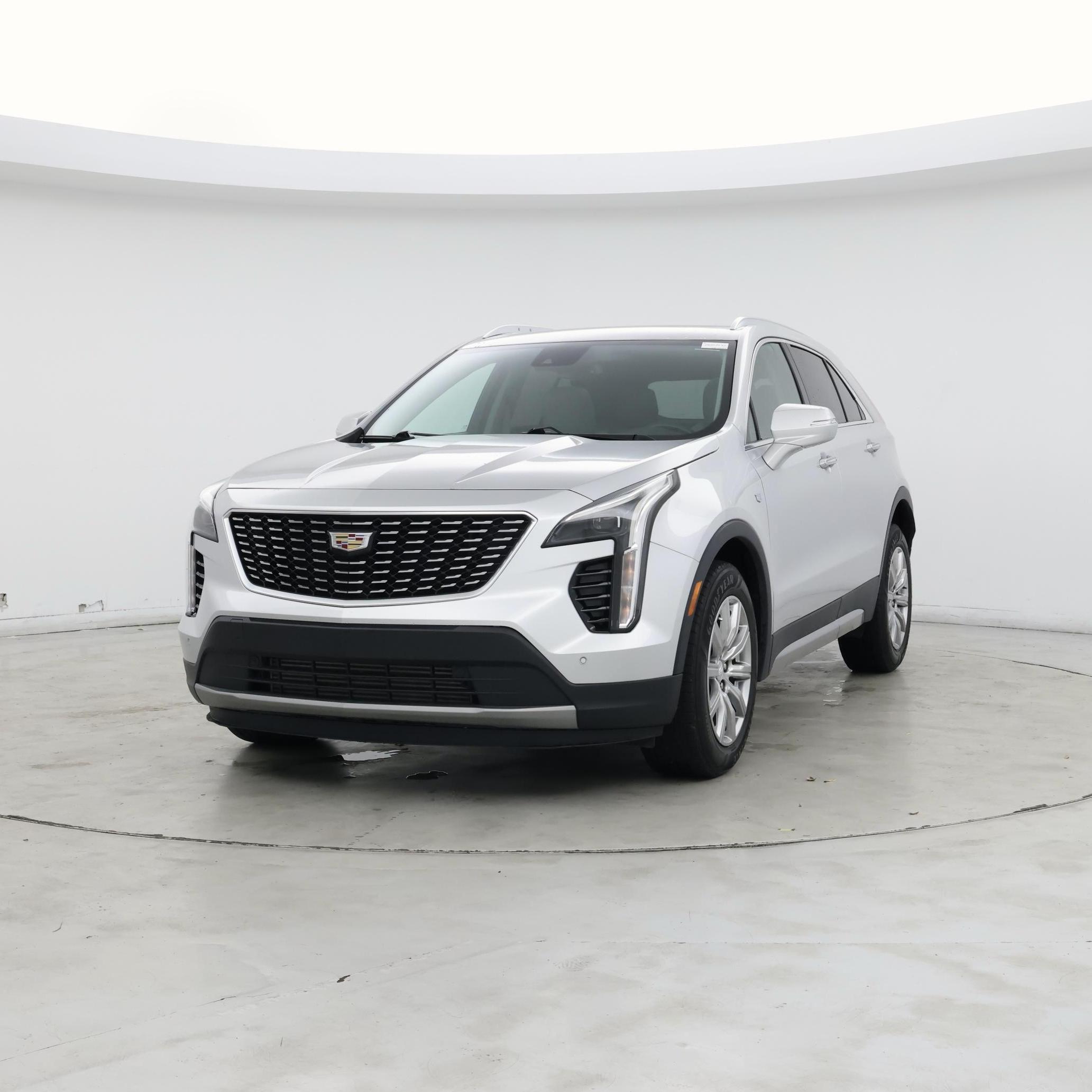 Thumbnail: 2021 Cadillac XT4 - 4