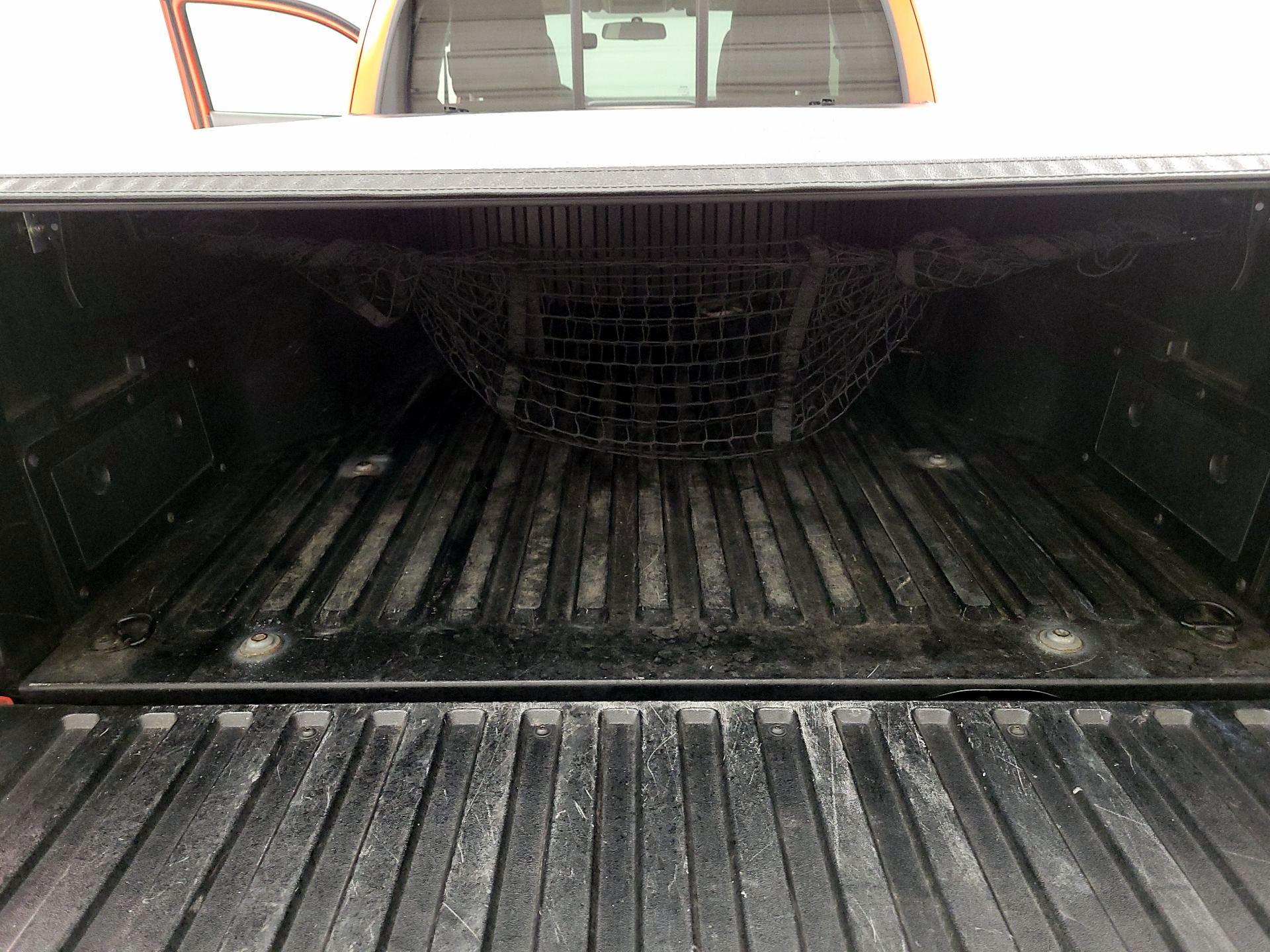 Thumbnail: 2017 Toyota Tacoma - 19