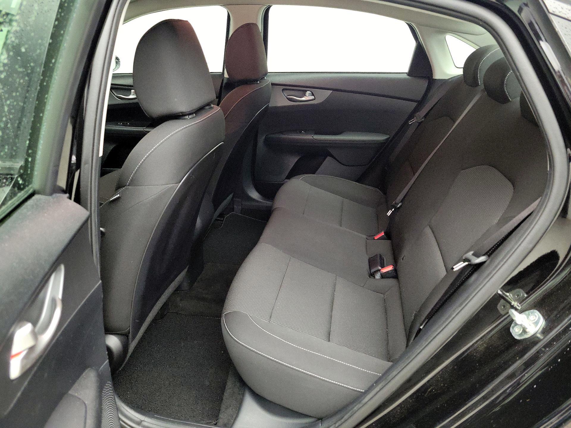 Thumbnail: 2020 Kia Forte - 19