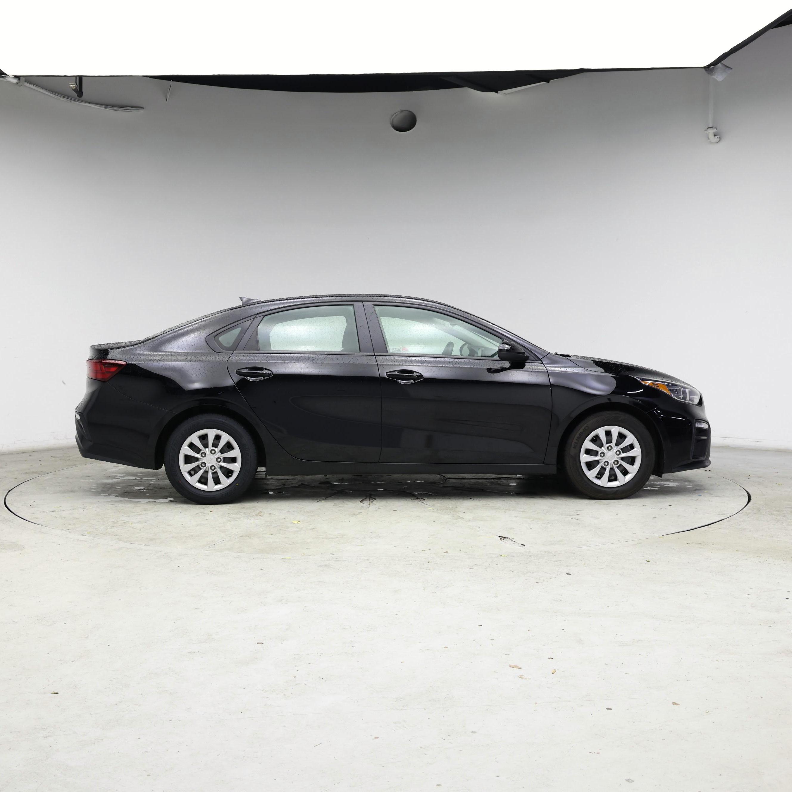 Thumbnail: 2020 Kia Forte - 7