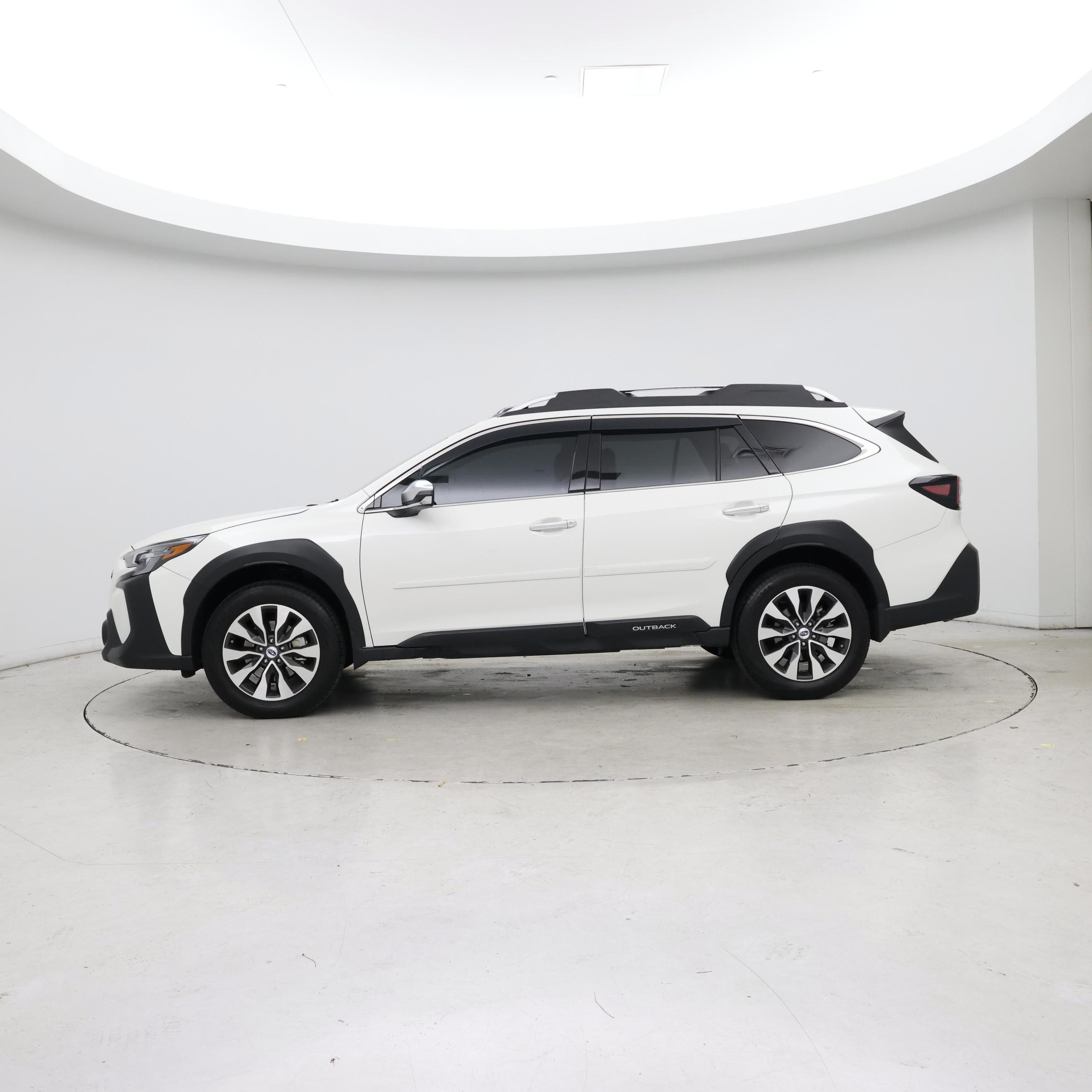 Thumbnail: 2025 Subaru Outback - 3