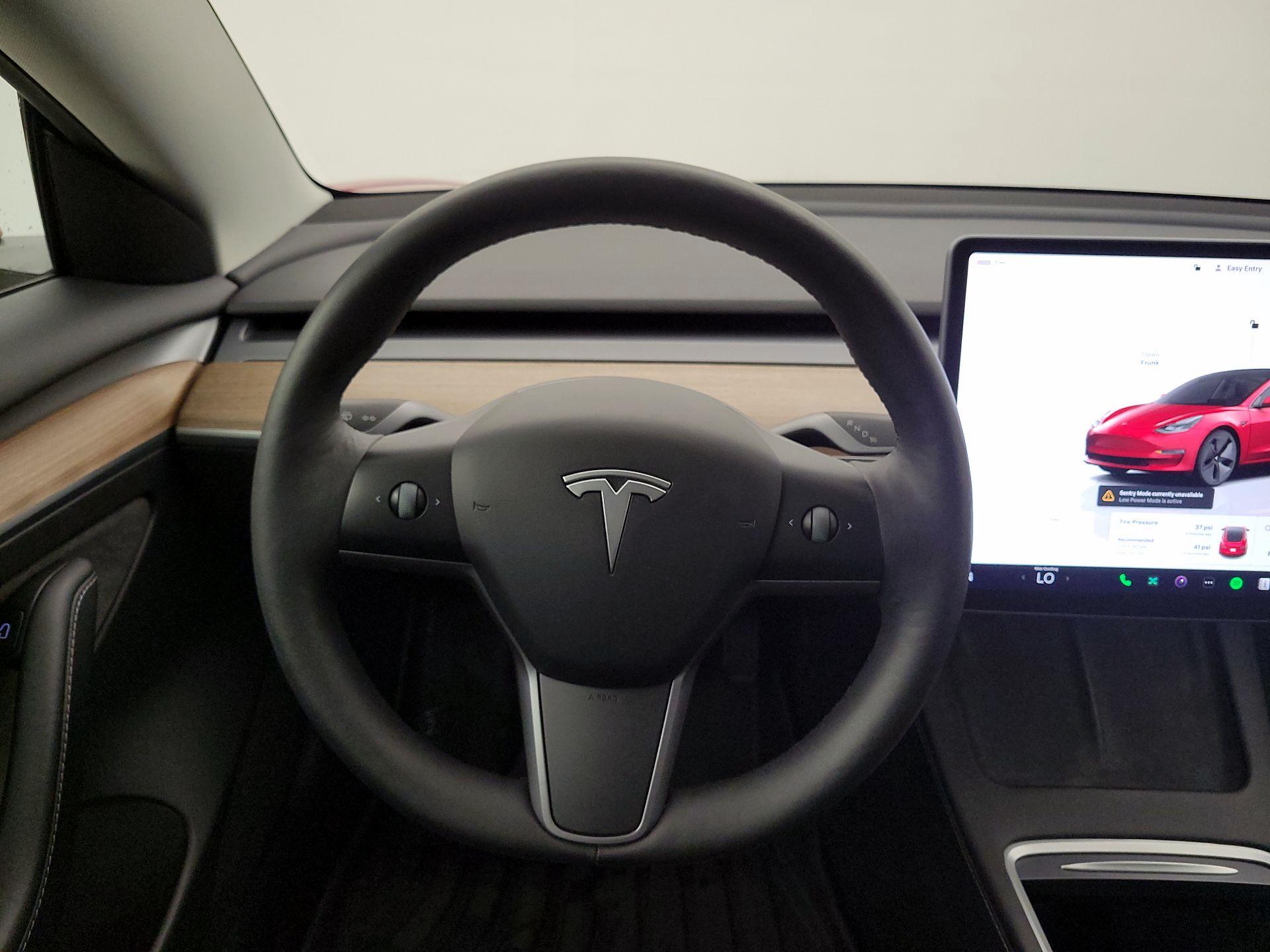 Thumbnail: 2022 Tesla Model 3 - 10