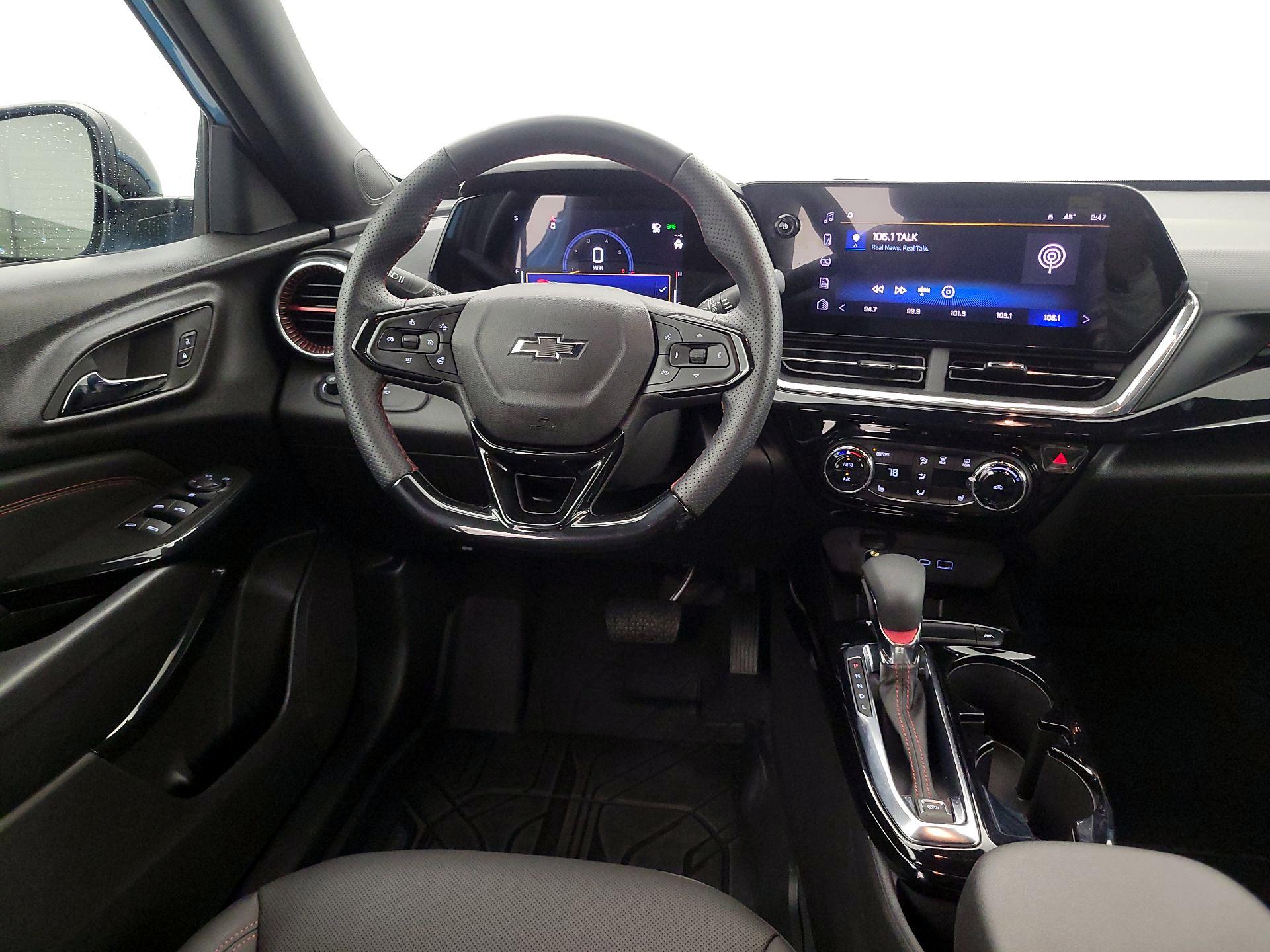 Thumbnail: 2025 Chevrolet Trax - 10