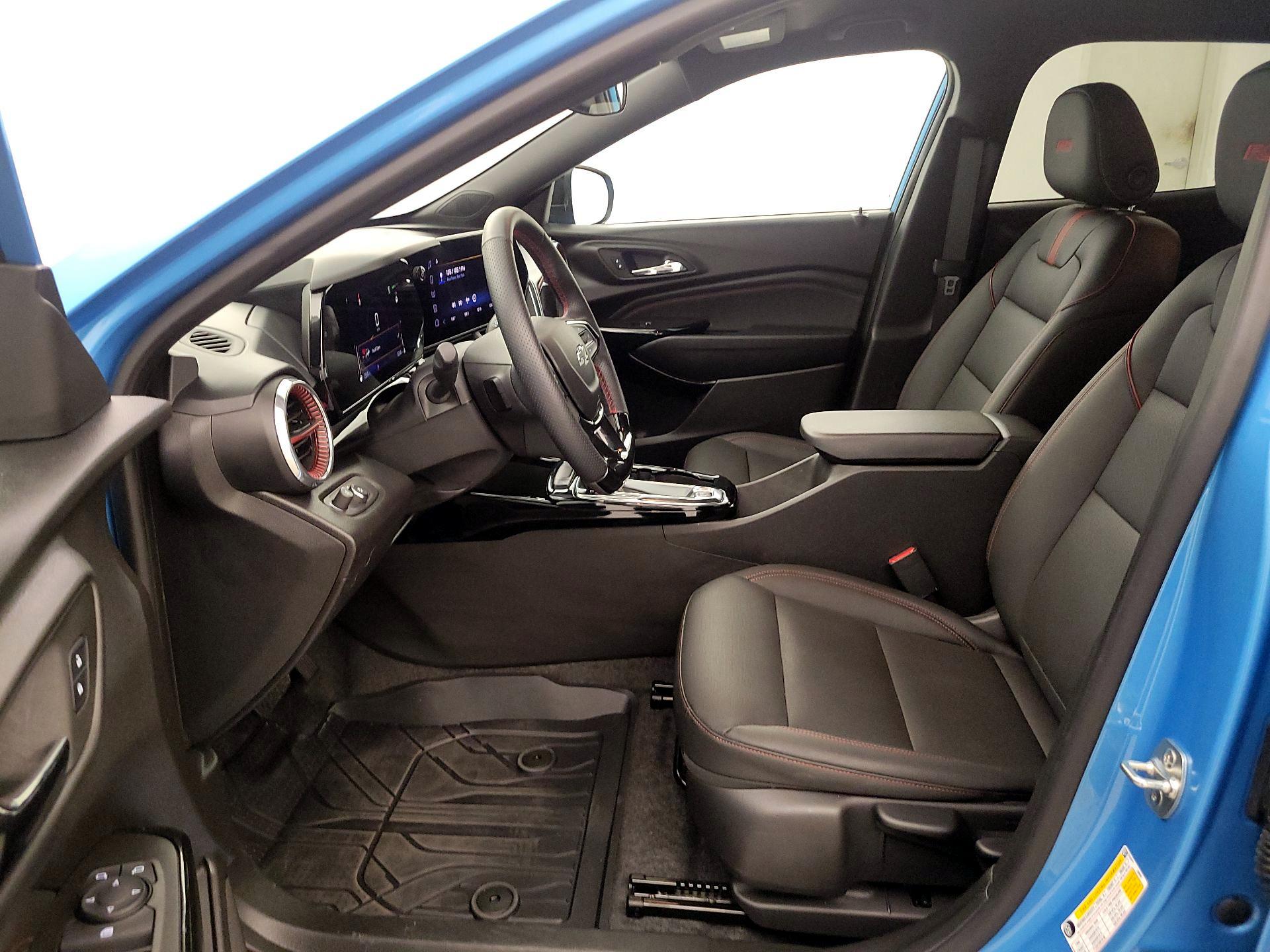 Thumbnail: 2025 Chevrolet Trax - 11