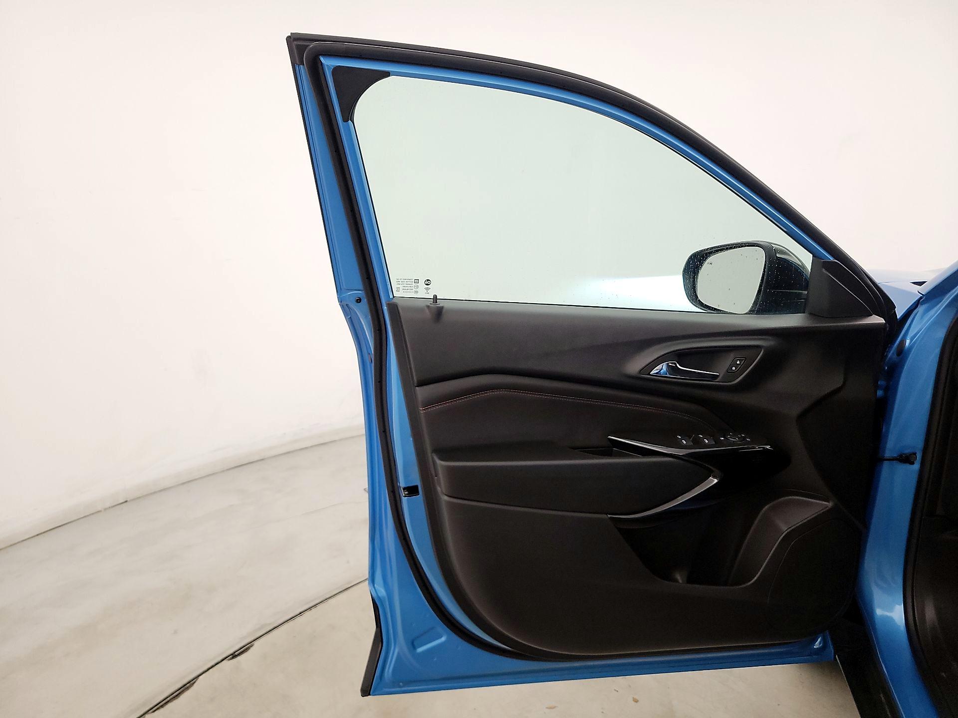 Thumbnail: 2025 Chevrolet Trax - 12