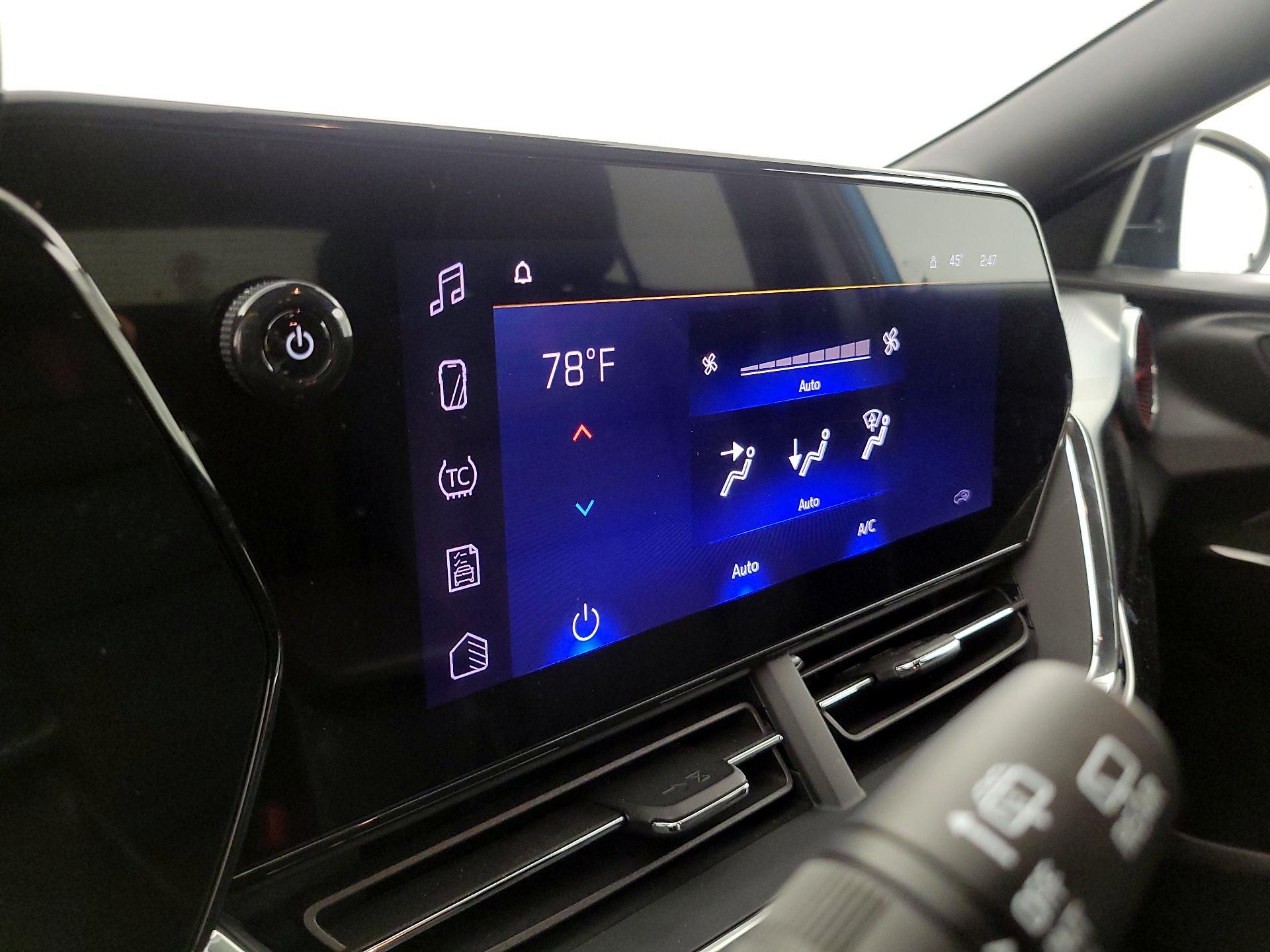 Thumbnail: 2025 Chevrolet Trax - 16