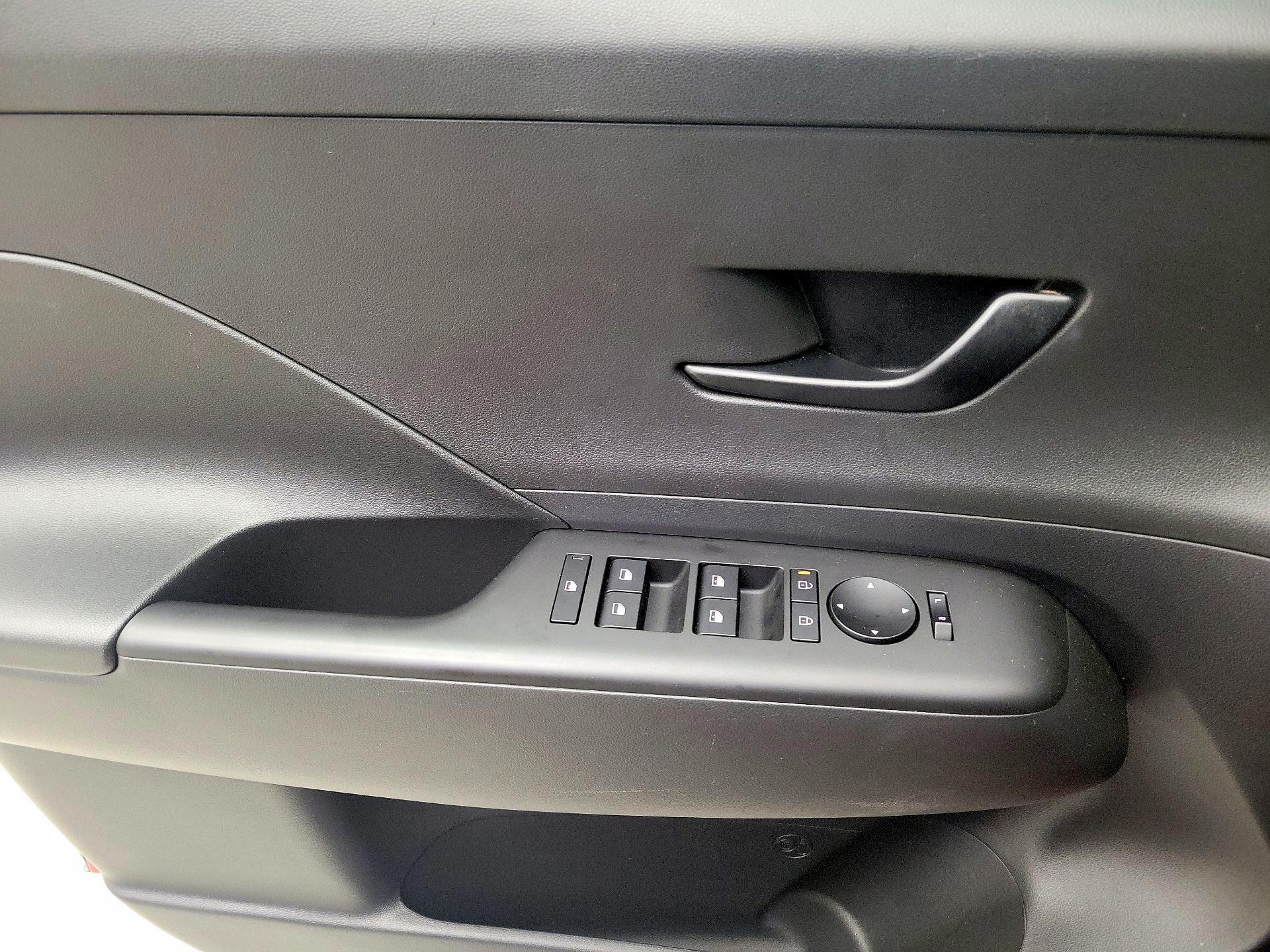 Thumbnail: 2025 Hyundai Kona - 12