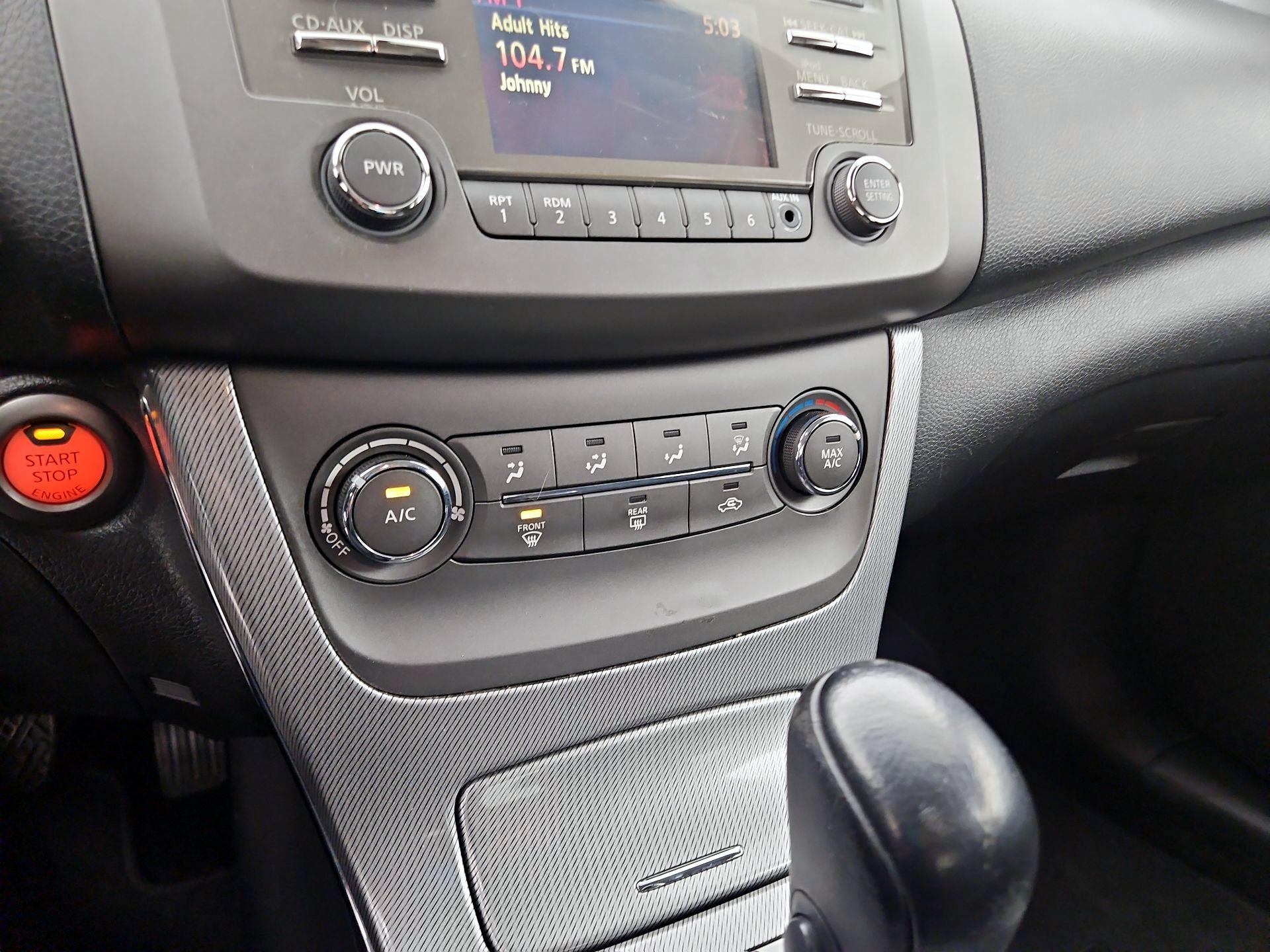 Thumbnail: 2014 Nissan Sentra - 15