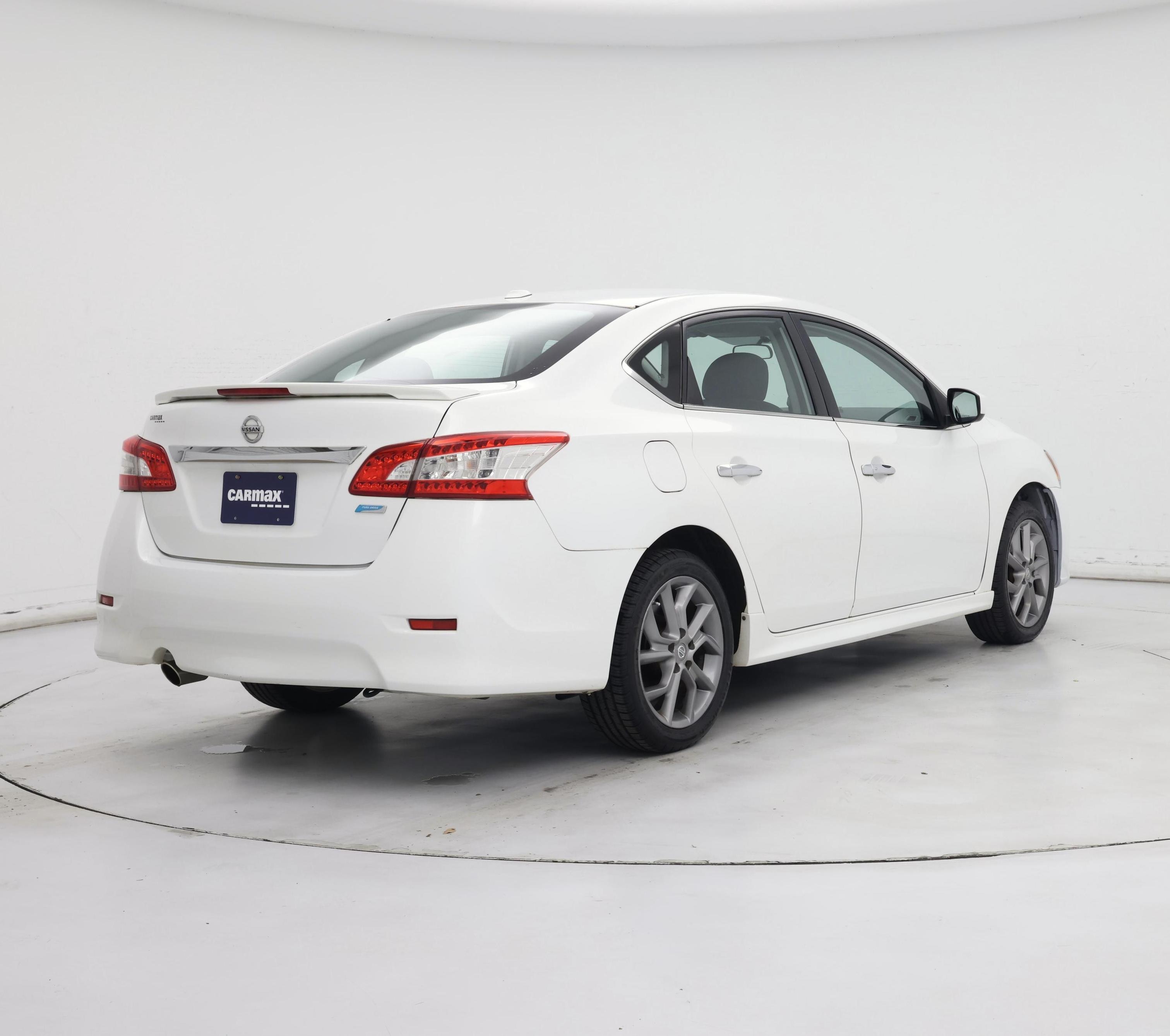 Thumbnail: 2014 Nissan Sentra - 8
