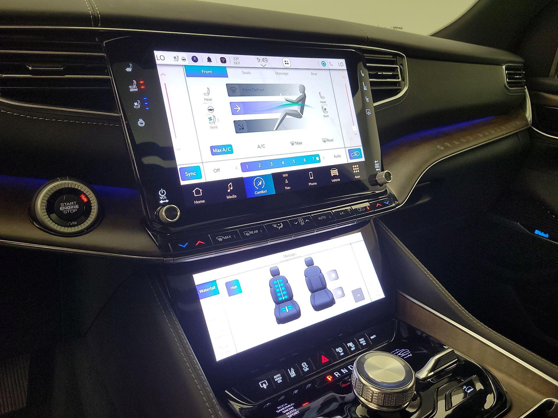 Thumbnail: 2022 Jeep Grand Wagoneer - 16