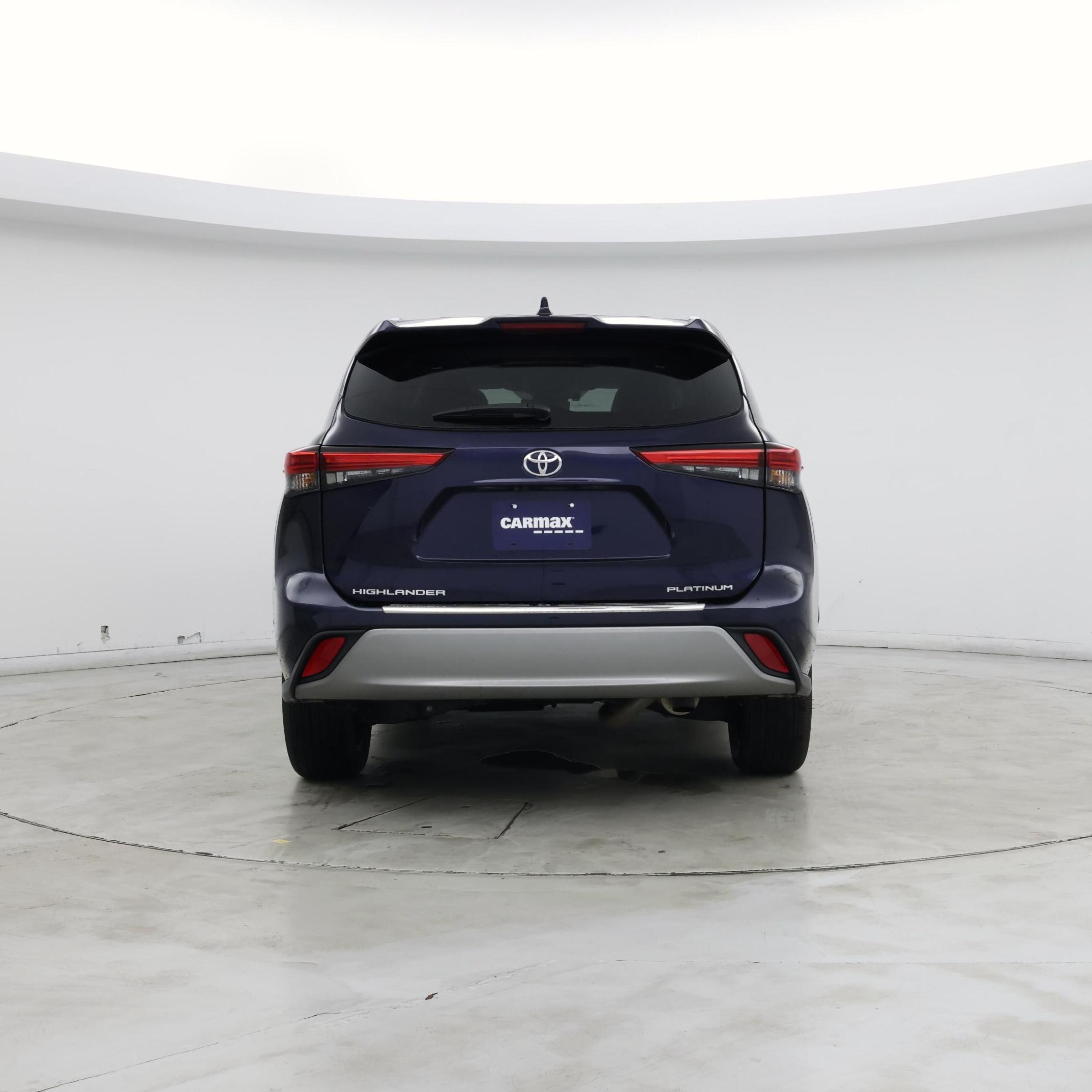 Thumbnail: 2023 Toyota Highlander - 6