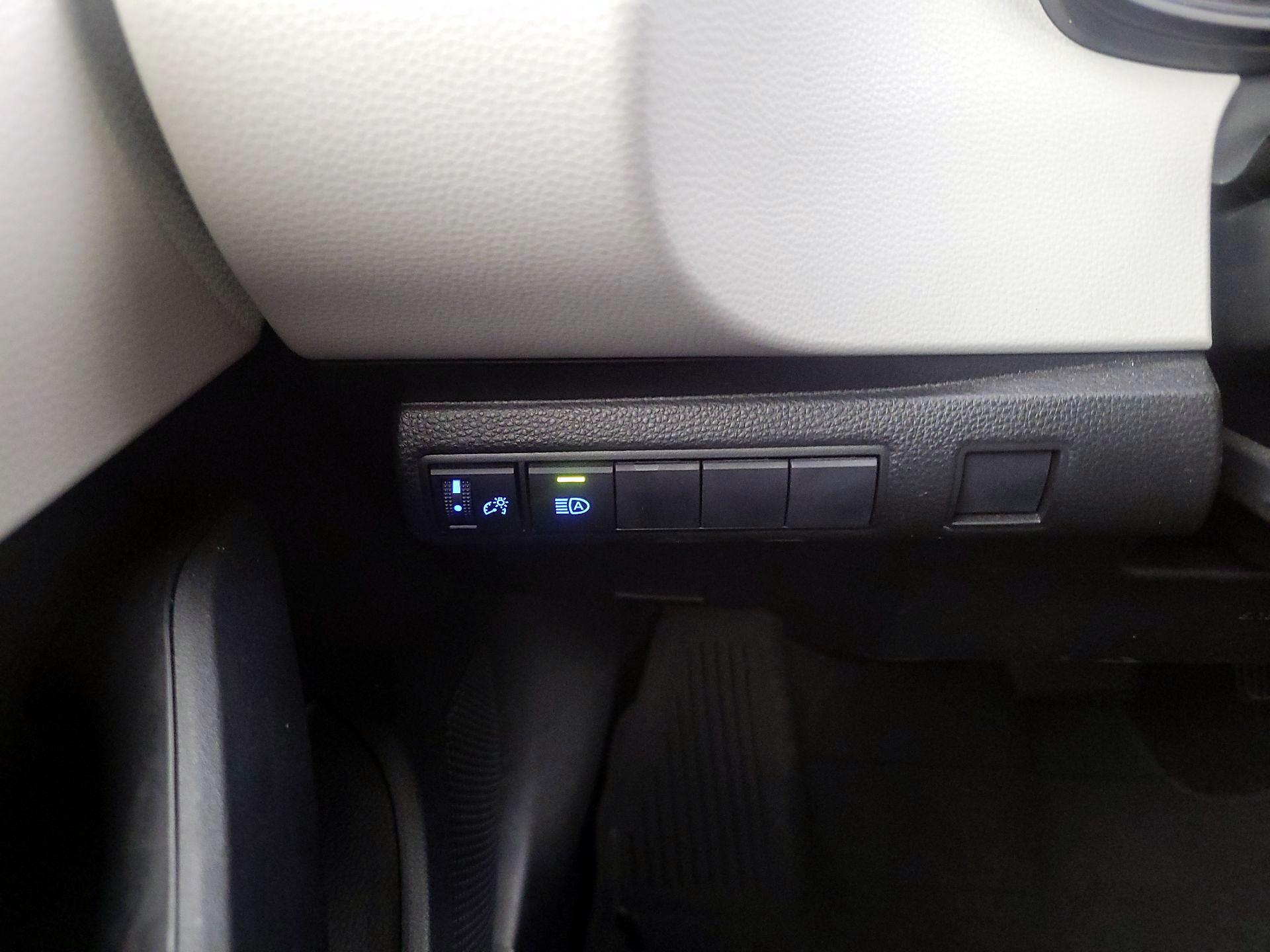 Thumbnail: 2021 Toyota Corolla - 13