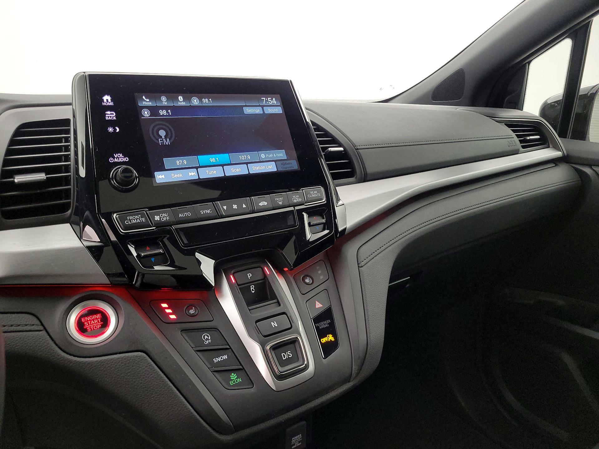 Thumbnail: 2023 Honda Odyssey - 15