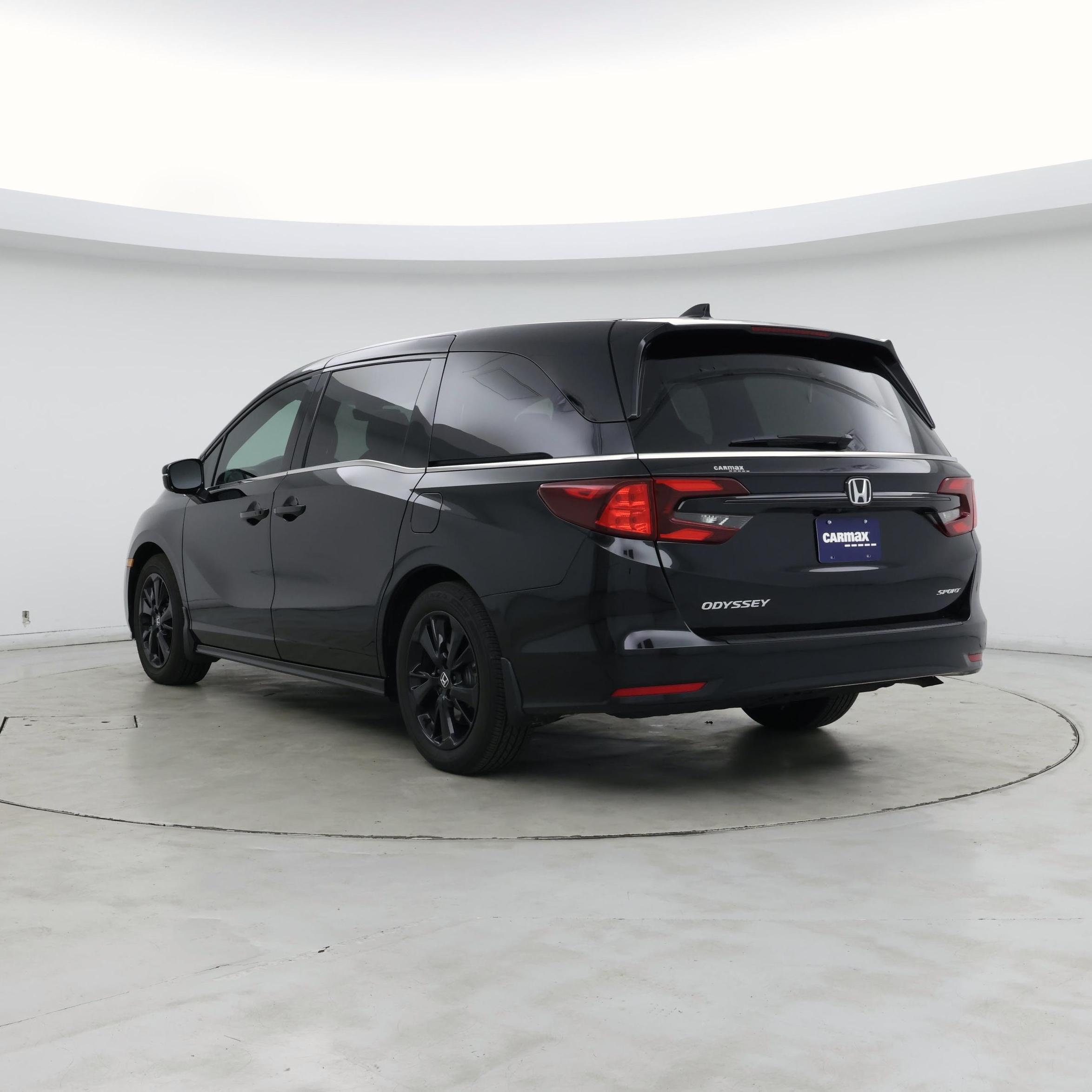 Thumbnail: 2023 Honda Odyssey - 2