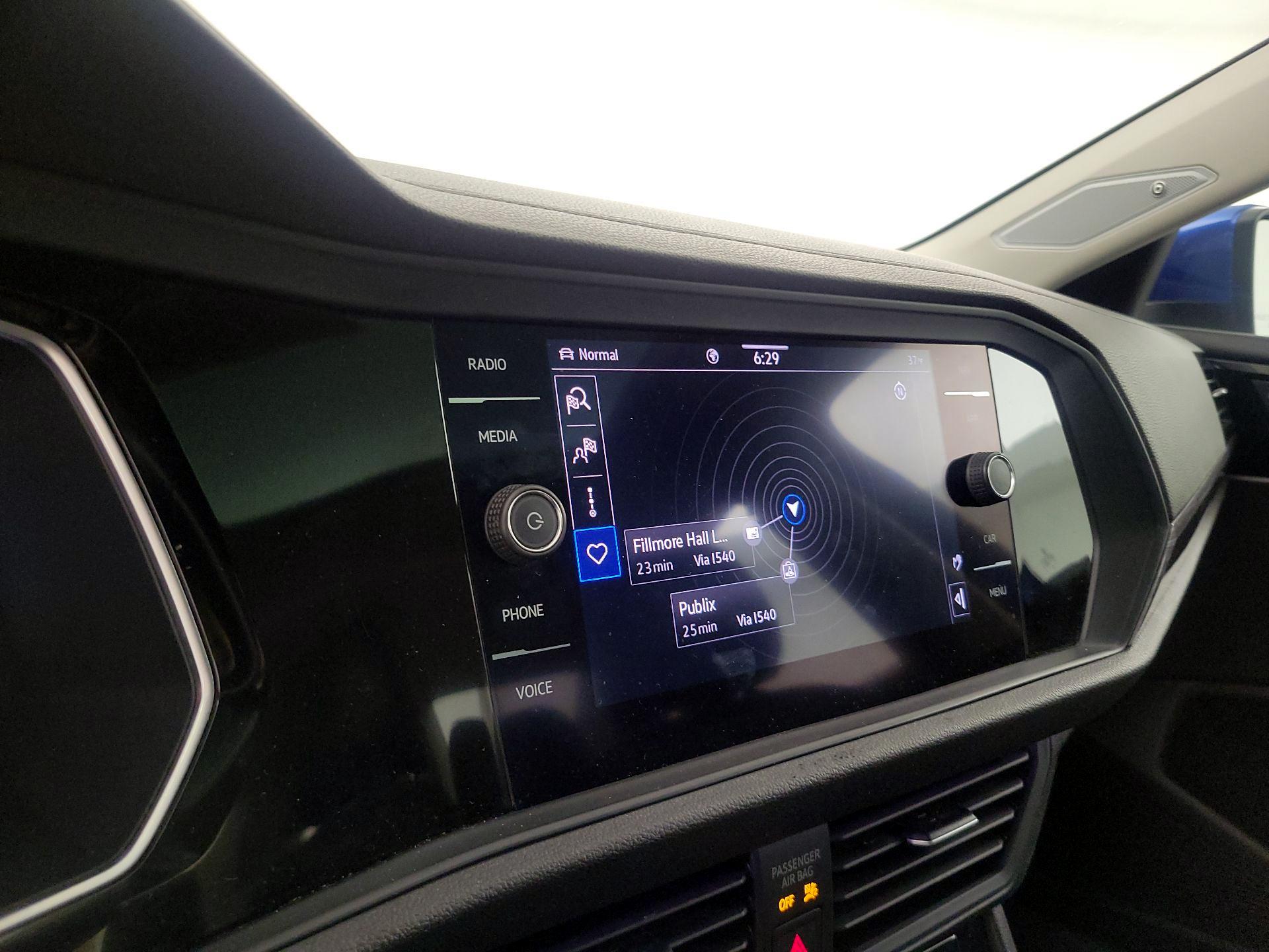 Thumbnail: 2022 Volkswagen Jetta - 14