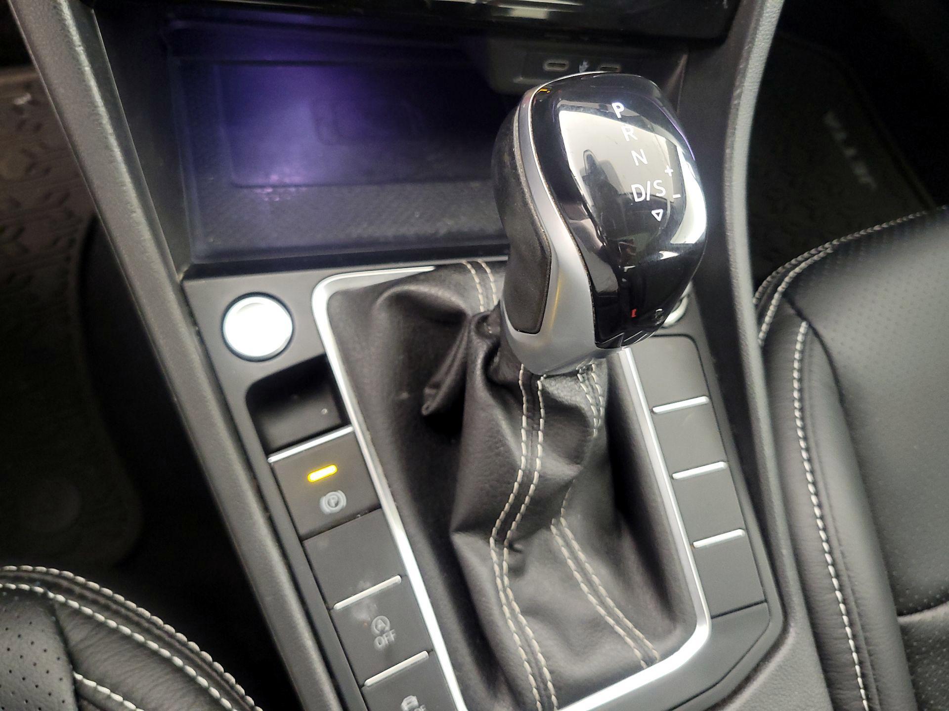 Thumbnail: 2022 Volkswagen Jetta - 18