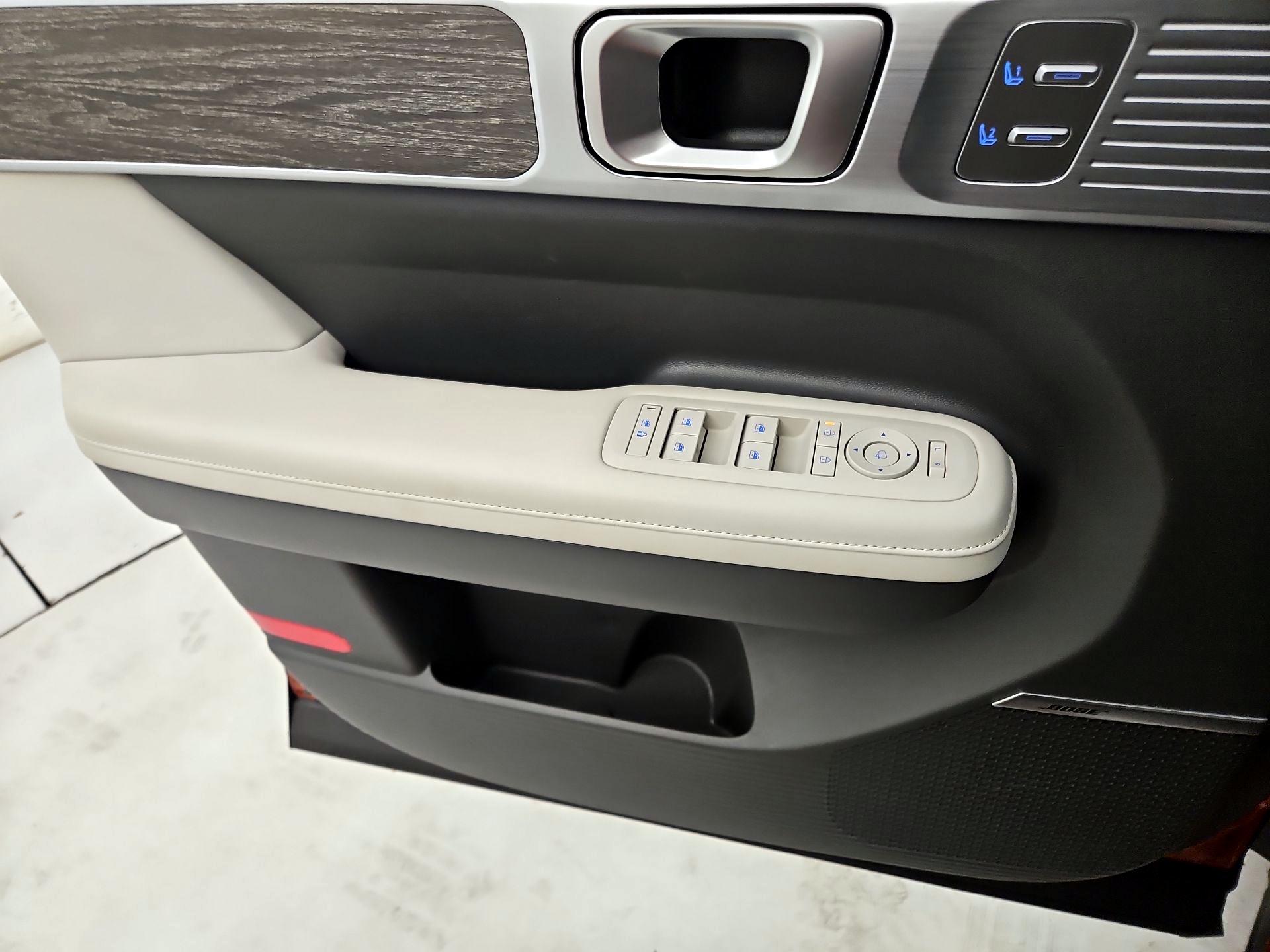 Thumbnail: 2024 Hyundai Santa Fe - 12