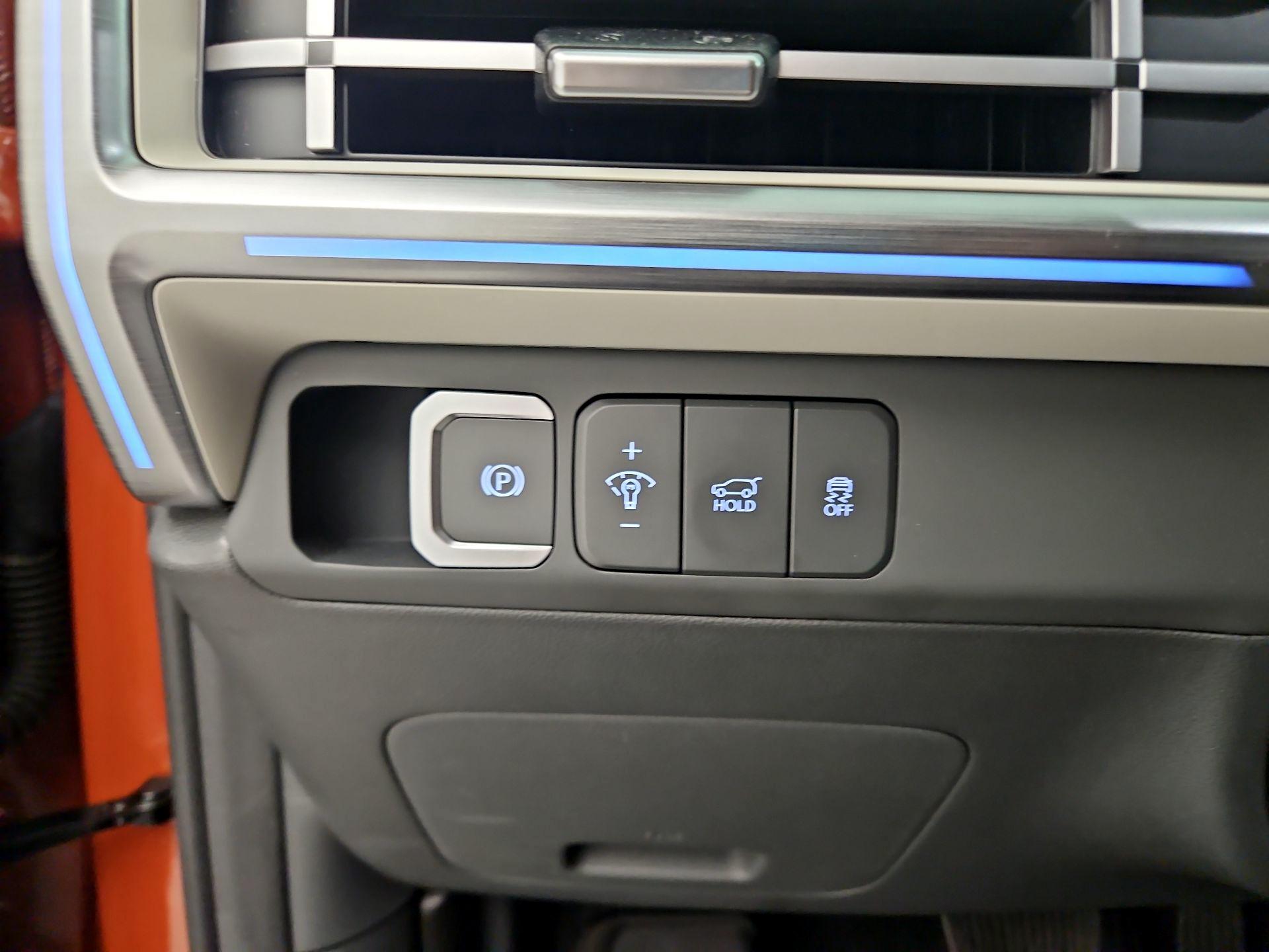 Thumbnail: 2024 Hyundai Santa Fe - 13