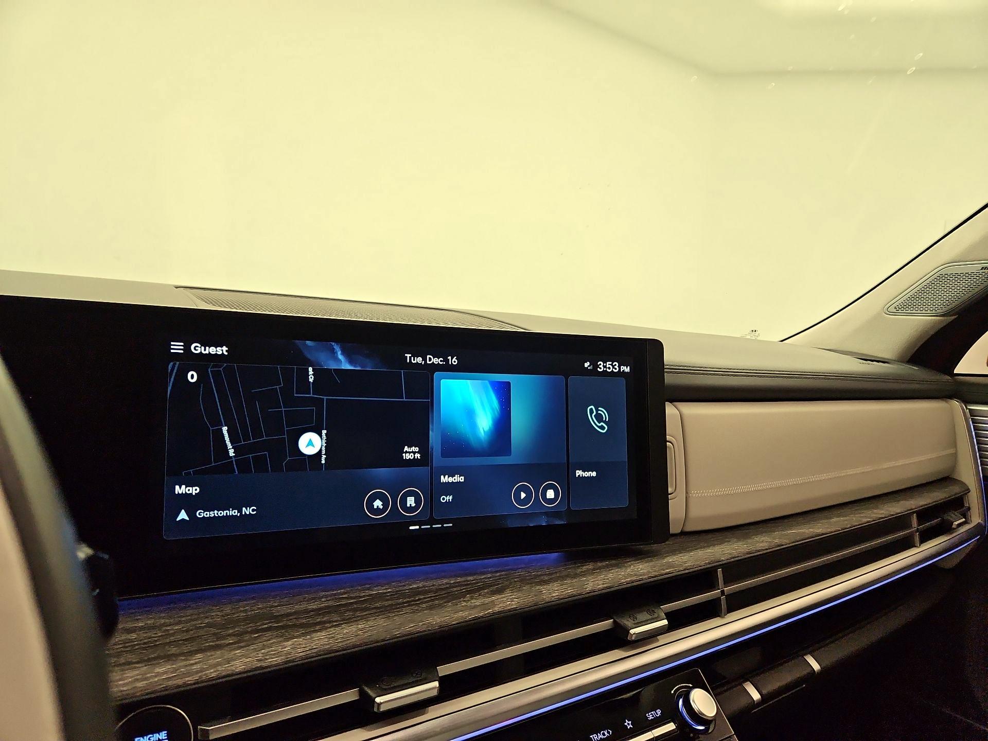 Thumbnail: 2024 Hyundai Santa Fe - 14